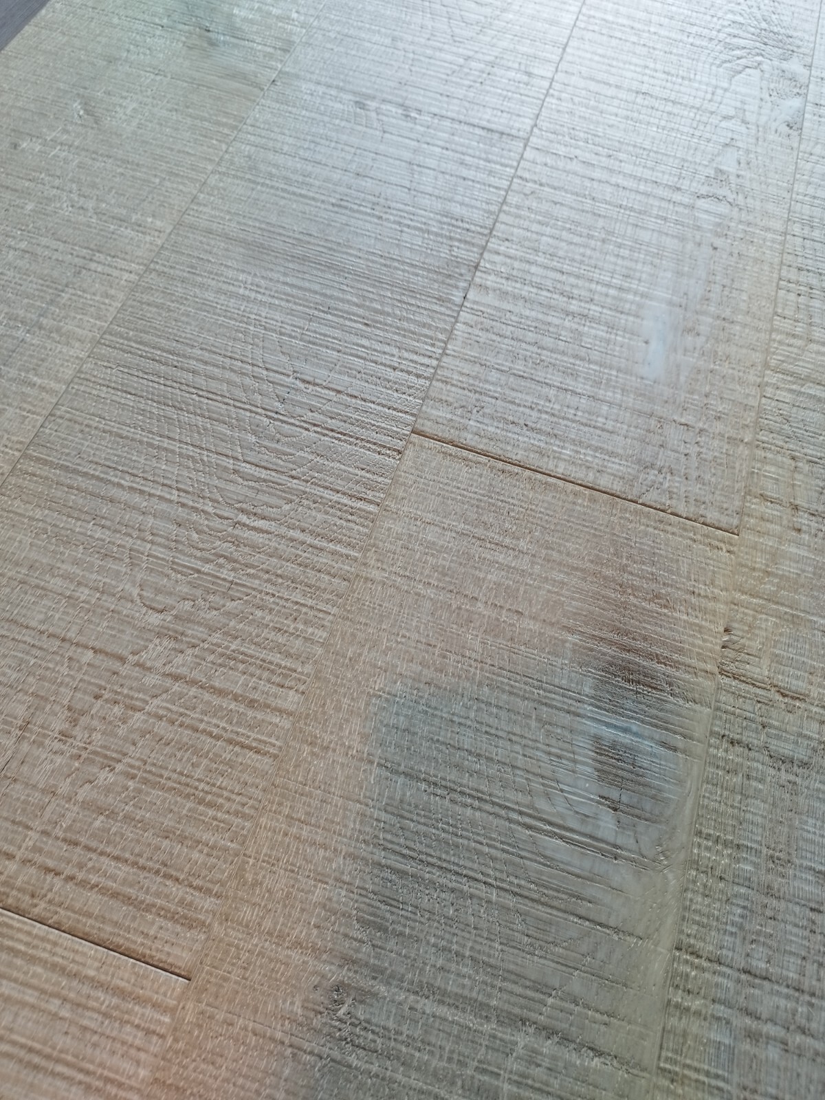 White Oak Prefinished Engineered Flooring 5/8″ x 7 1/2” SAMPLE