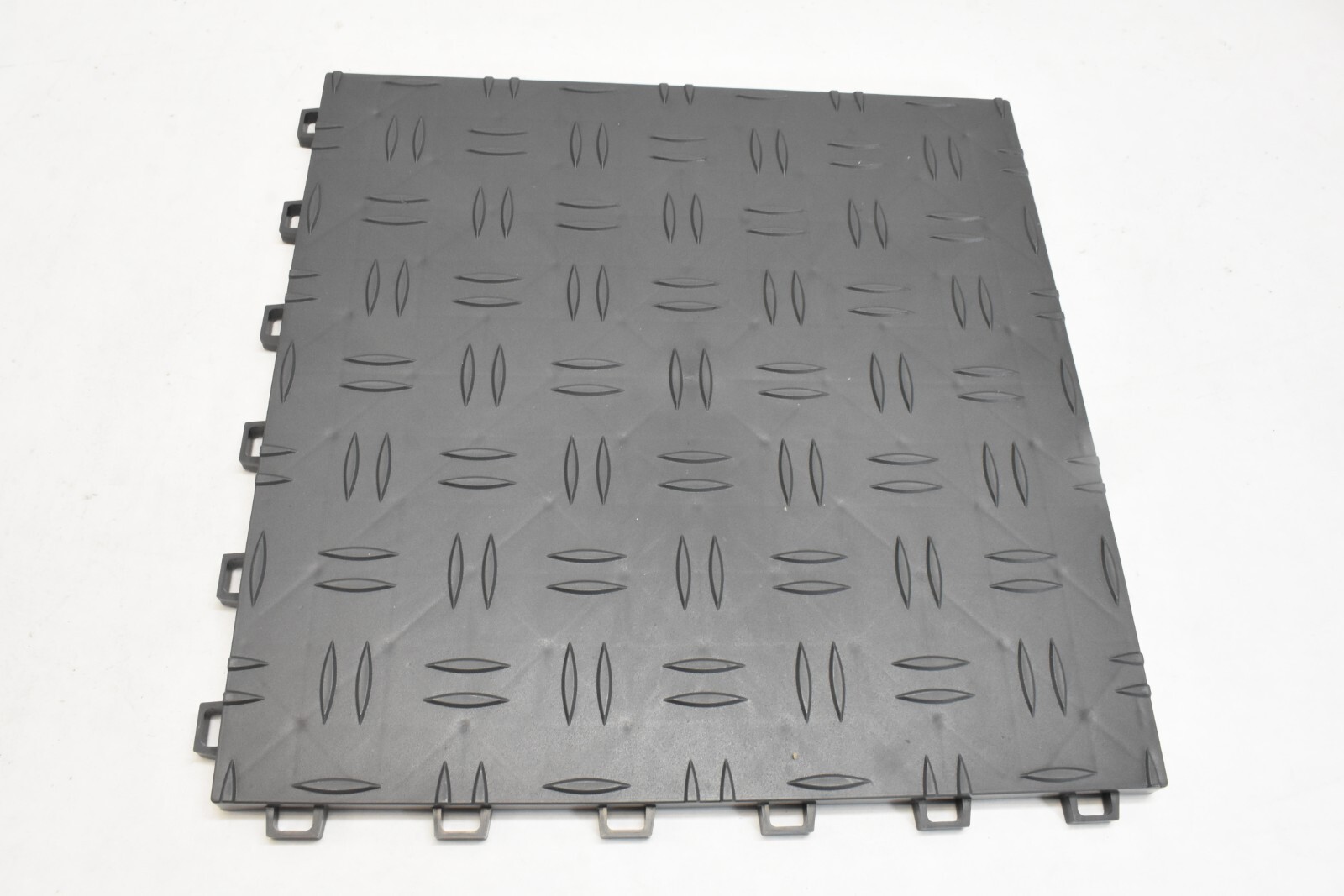 Vevor Garage Flooring Tiles JQ-3050SMH 353 x 353 x 708 mm Dark Gray Lot of 50