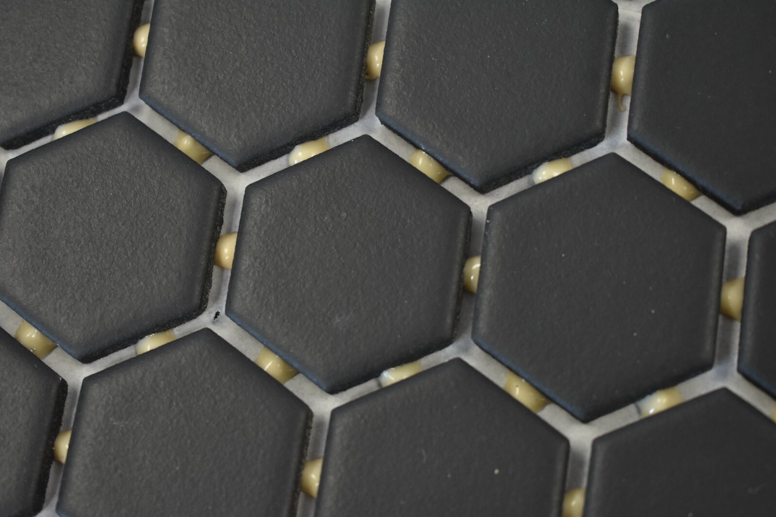 Lot of 11 Black Ceramic Hexagonal Floor Tiles 1-1/2″ Dia Units 10″ x 12-1/2″