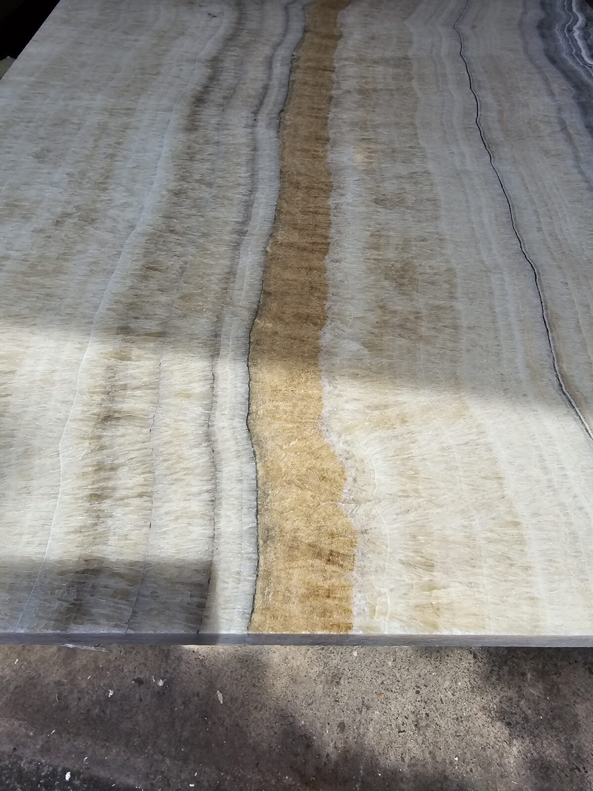 Turkish Onyx Marble (45in x 20.5in x 0.75in)