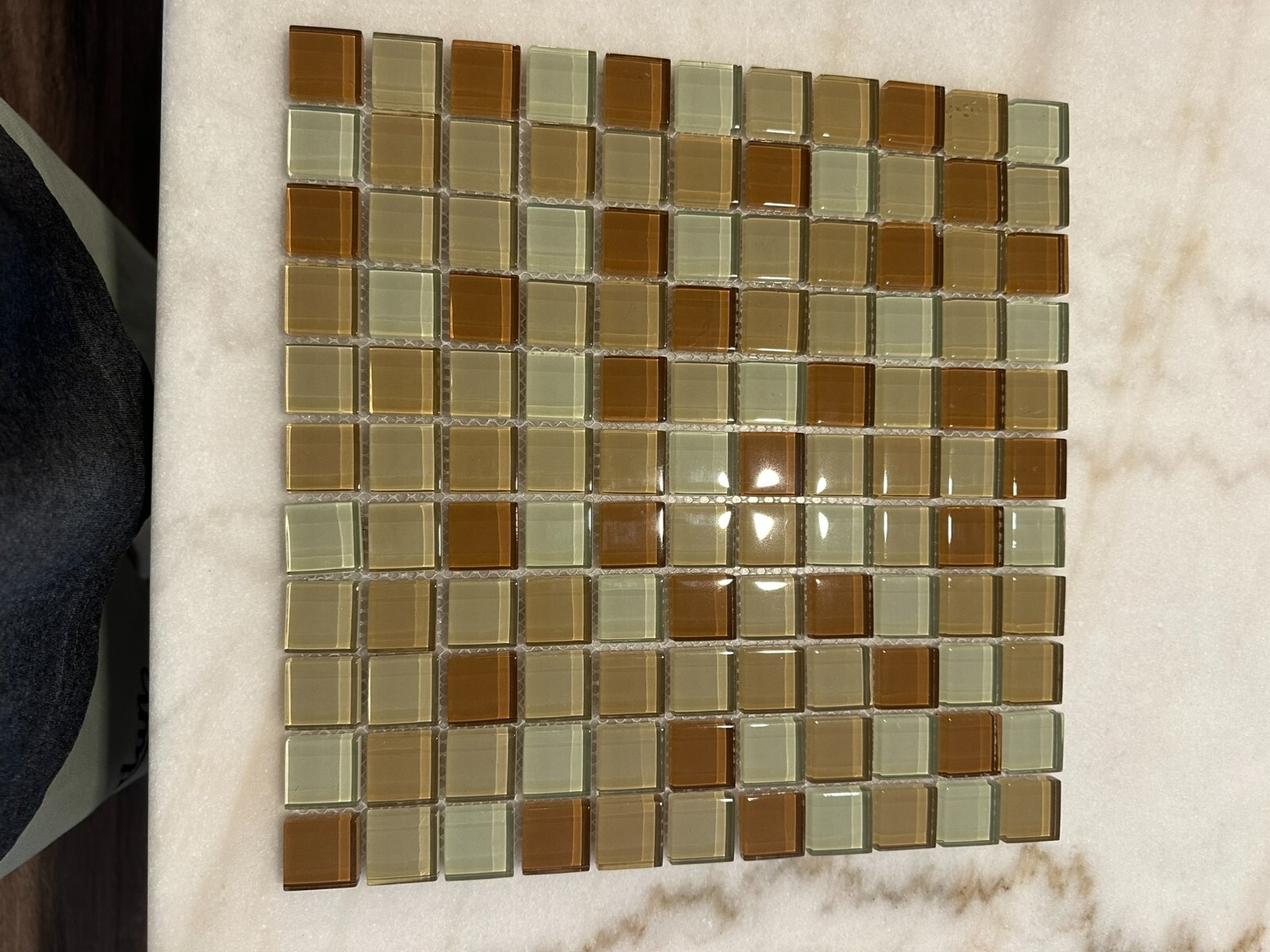 Light Beige Mix Glossy Glass Mosaic 1″x1″ Stacked Mesh Mounted