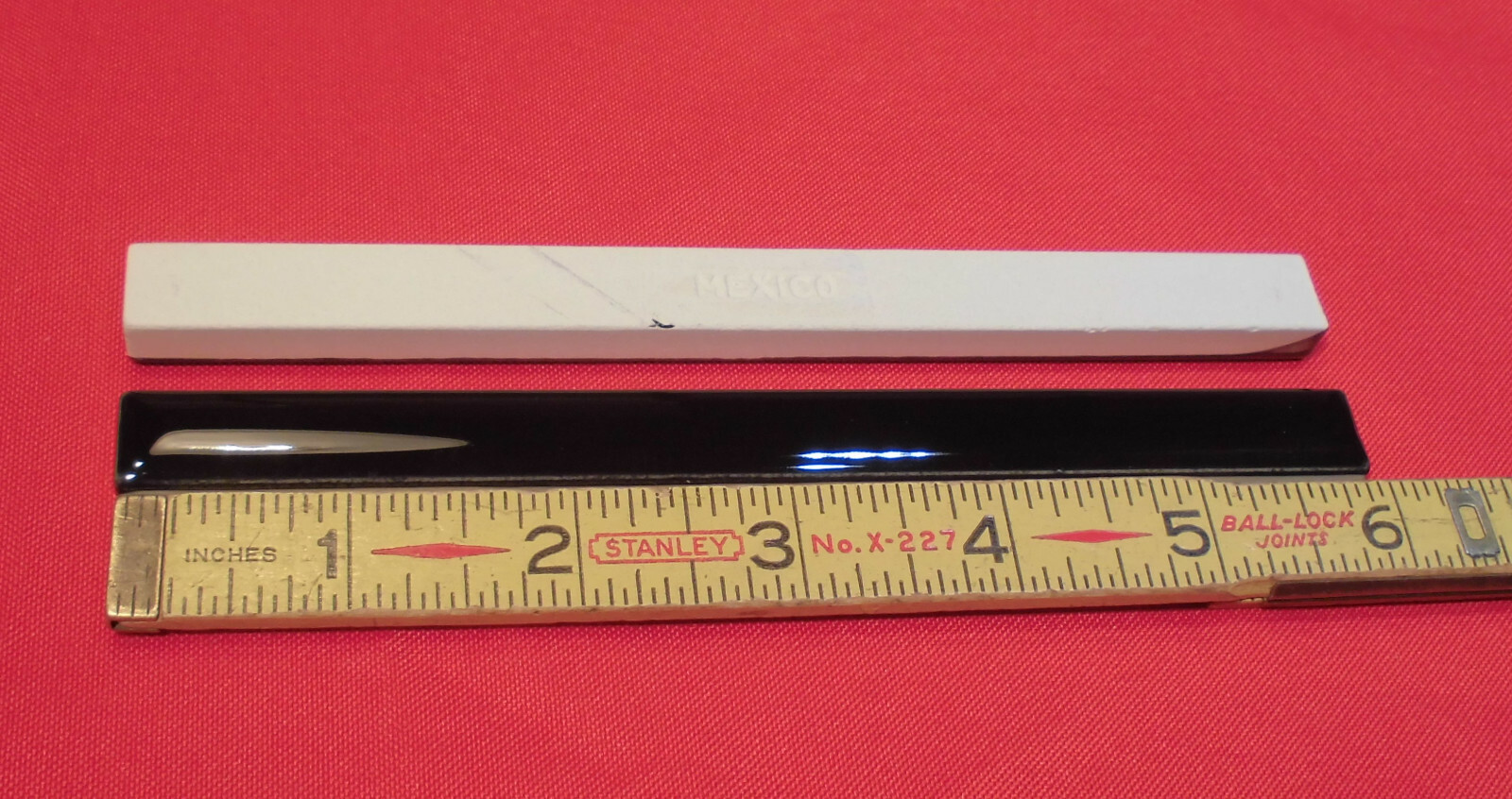 1 pc. Gloss Black: Ceramic Liner-Sizzle Tile 1/2″ X 6″ by American Olean, NEW