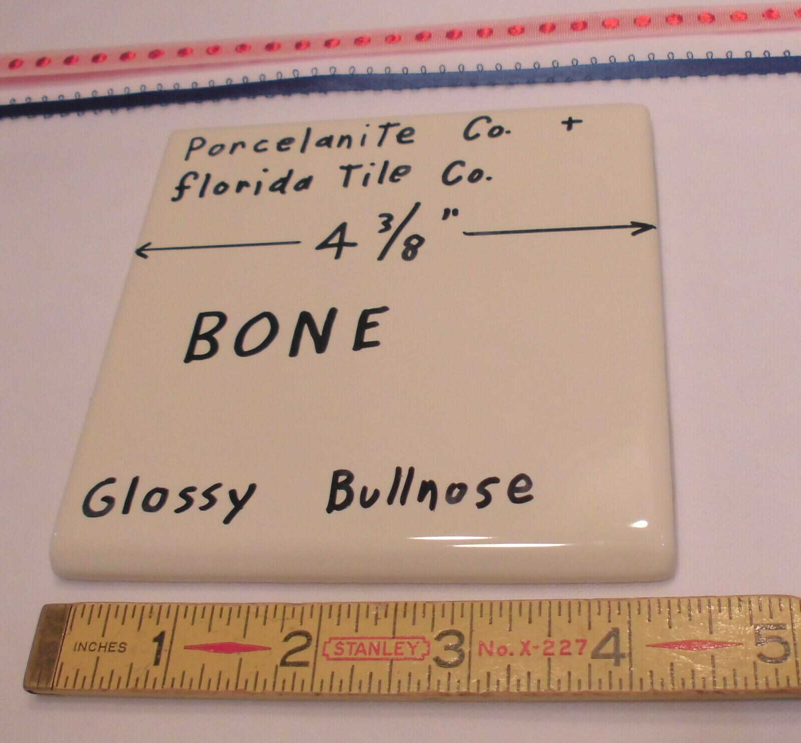 1 pc. Bullnose Ceramic Tile *Bone* 4-3/8″ Florida Co. New Stock Glossy Mint