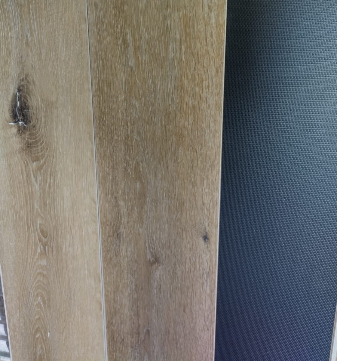 7″x48″ 5.5mm 20 mils Luxury Rigid Vinyl Plank 1 sqft