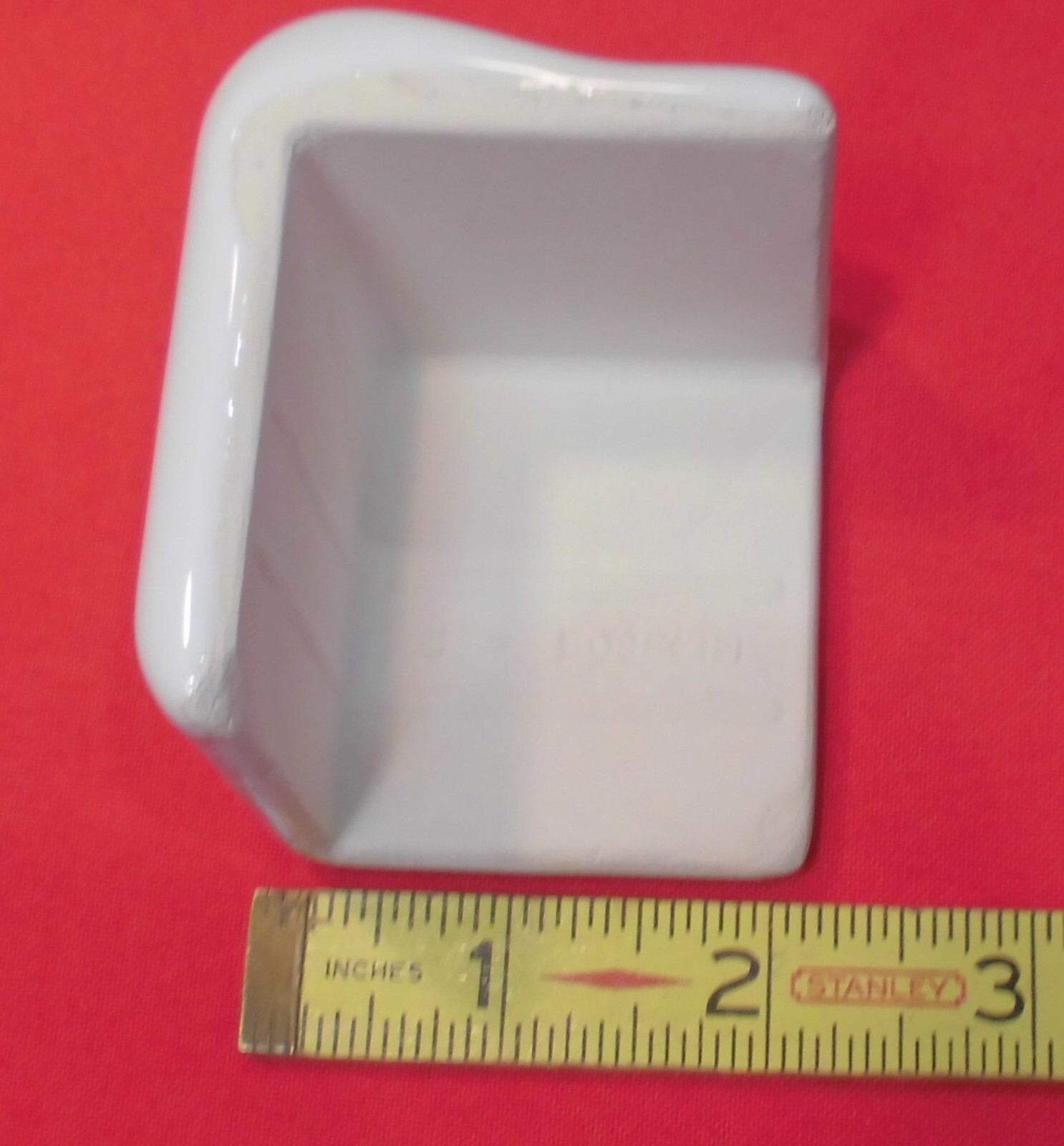1 pc. Glossy Ice/Arctic White: V Cap Corner Ceramic Trim Tile: Countertop Edging