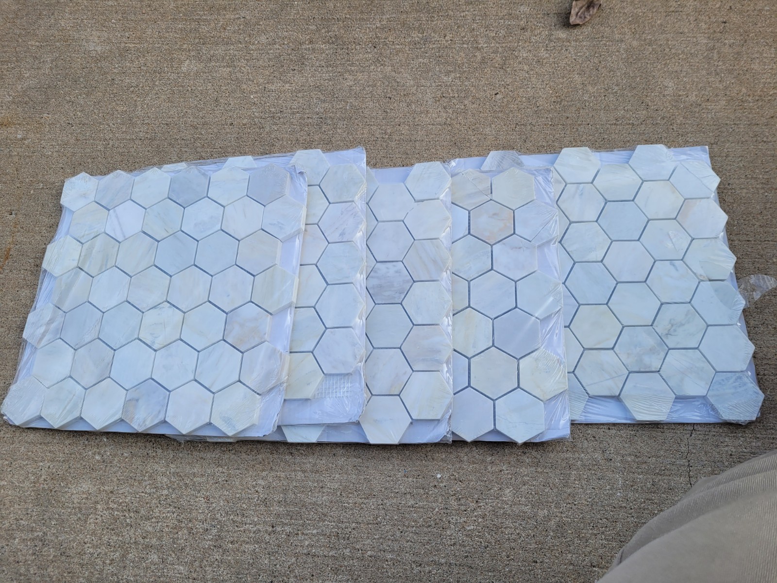 Lot of 10 Sheets Angora 2″ Hexagon Honed Mosaic Marble Floor Tiles Read Descript