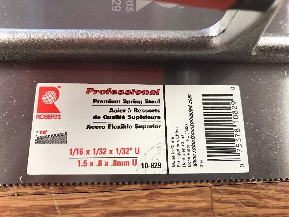 Roberts 11″ Vinyl Flooring Trowel 1/16″ x 1/32″ x 1/32″