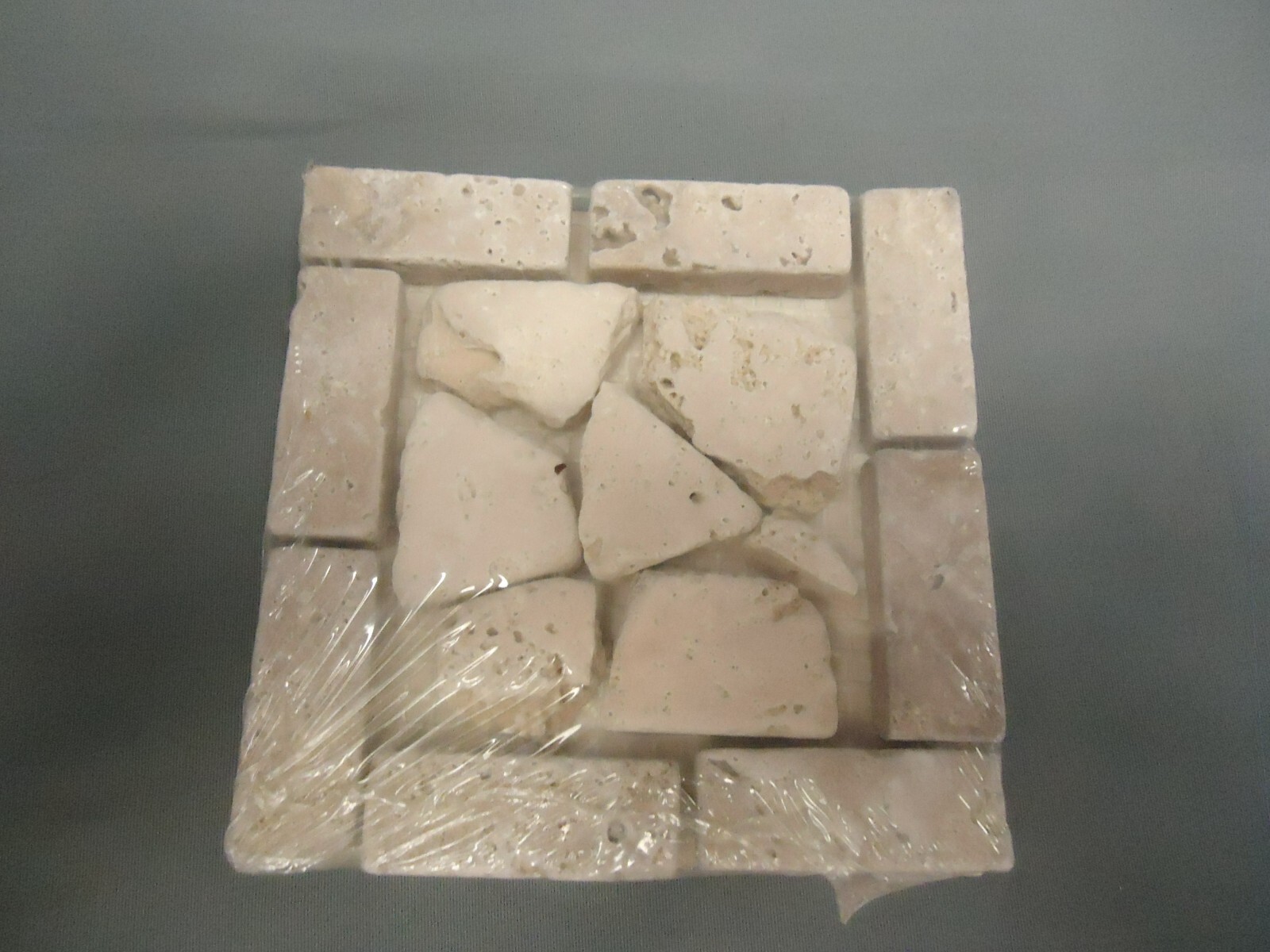 NATURAL STONE TUMBLED WHITE TRAVERTINE MEDALLION FLOOR / WALL TILE 4″ X 4″ ( h )