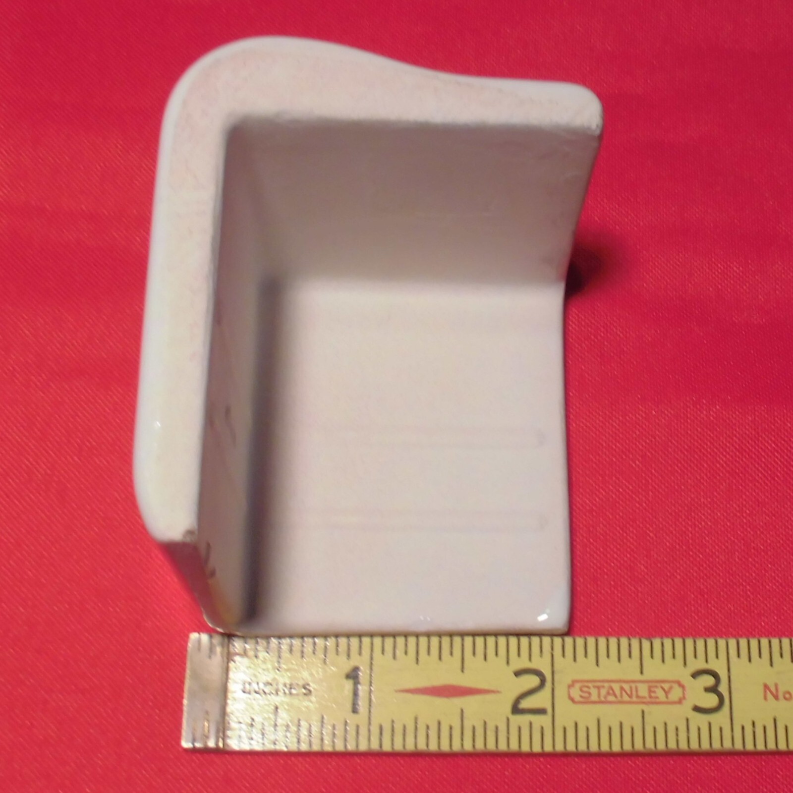 1 pc. Starting Line White: V Cap Corner Ceramic Trim Tile, Countertop Edging, AO