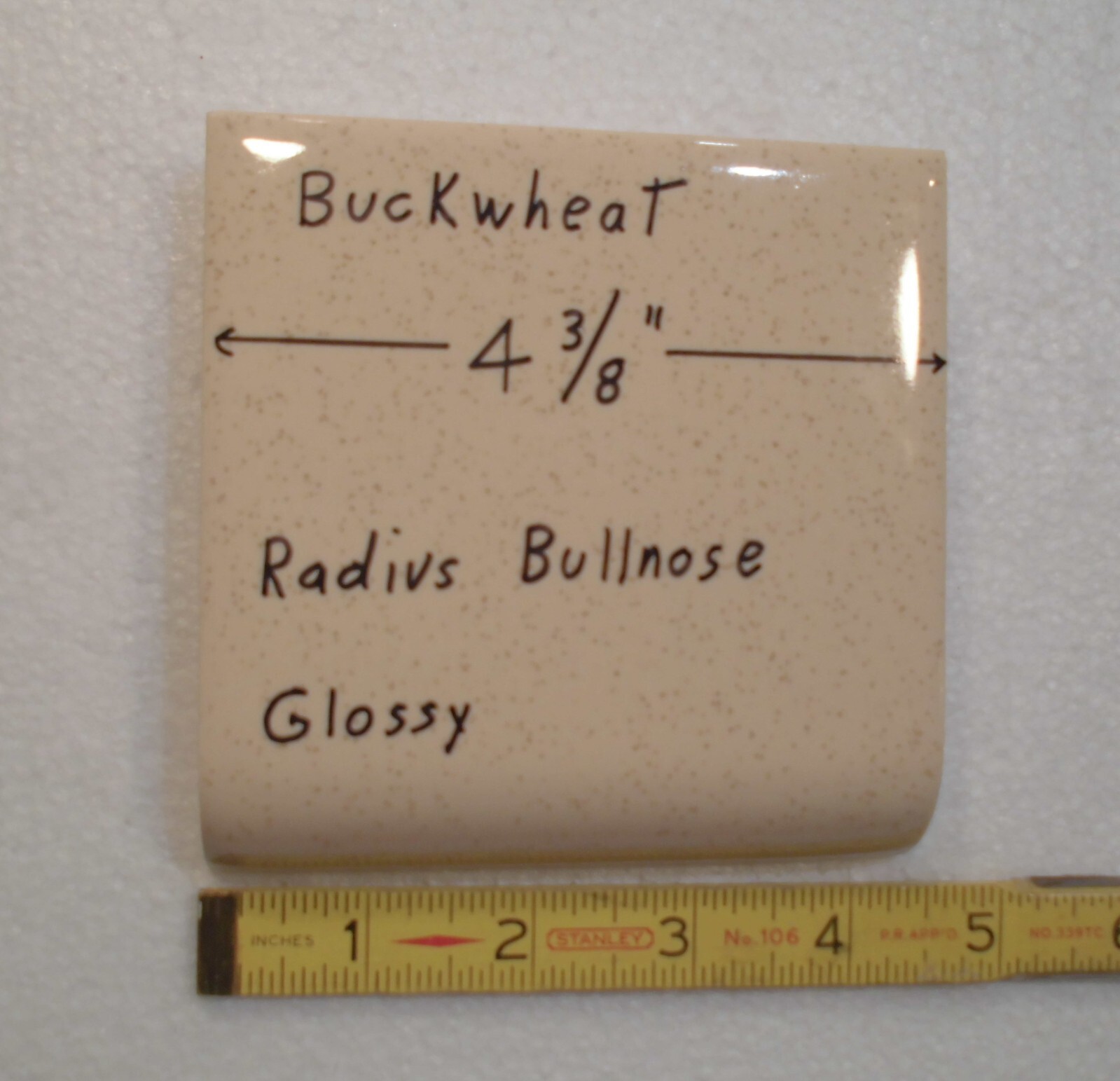 1 pc. Buckwheat: Bullnose Radius Ceramic Tile 4-3/8″ Glossy Mudd Caps, NOS