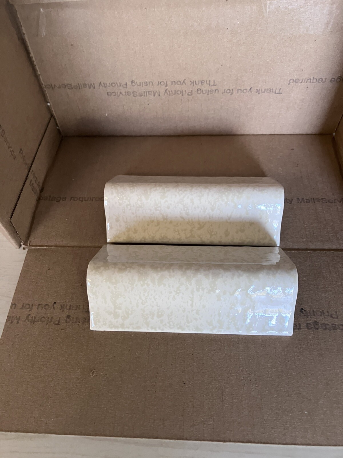 2 Pc’sDiscontinued Dal tile Mayan Grey bumpy splatter dapple dimple V- Cap