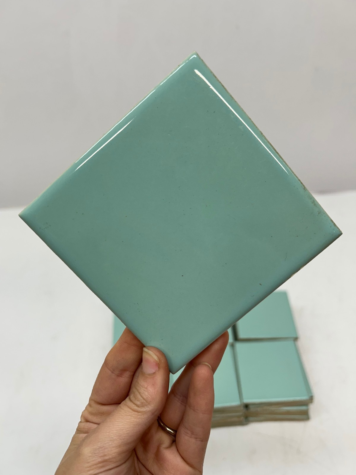 60 Vtg USQTCO Romany Ceramic Tile Blue Green MCM 4.25″ Tiles Kitchen Bath Used B