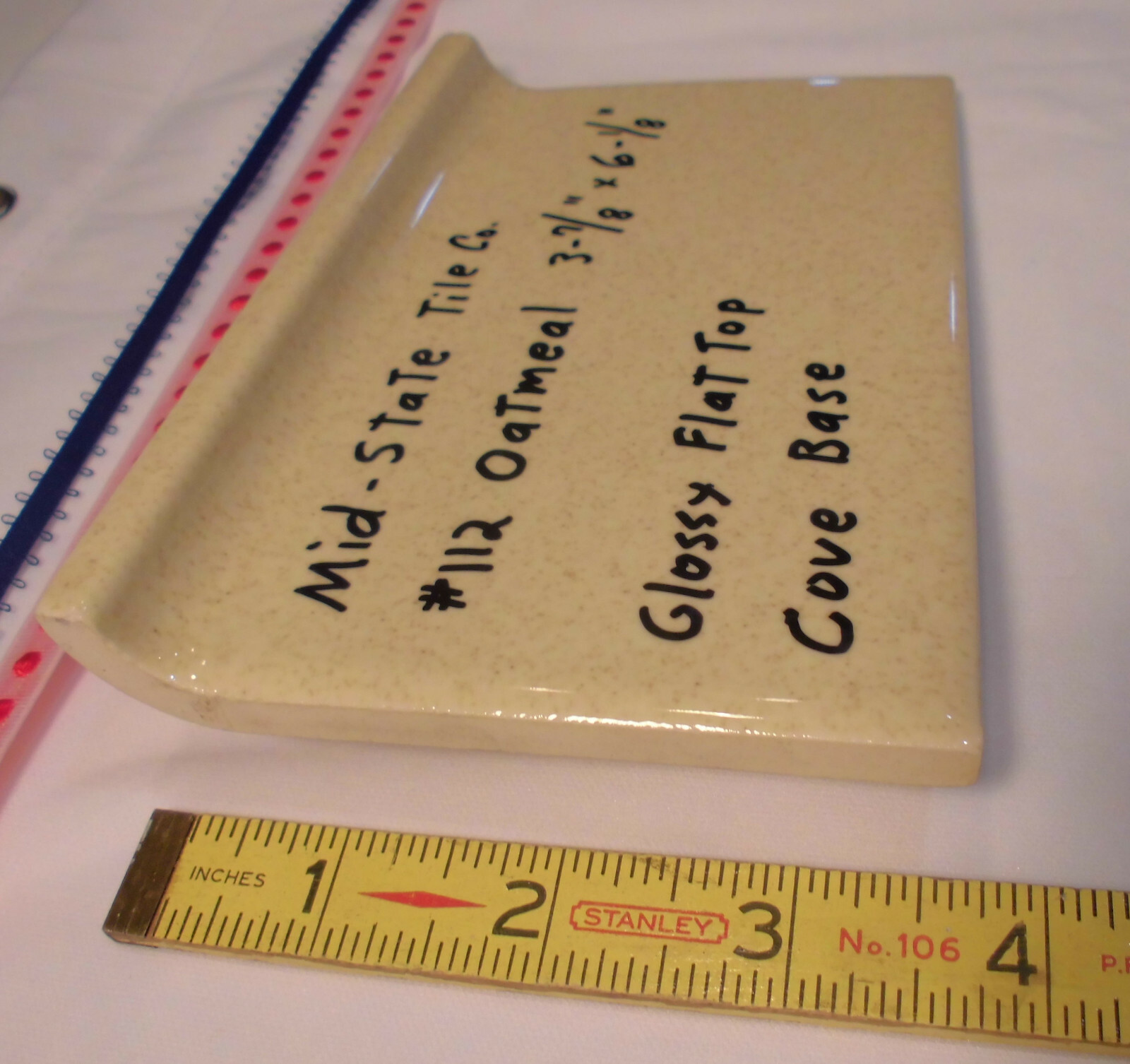1 pc. Glossy *Oatmeal* 4” X 6” Ceramic Cove Base Tile by Mid-State, flat top