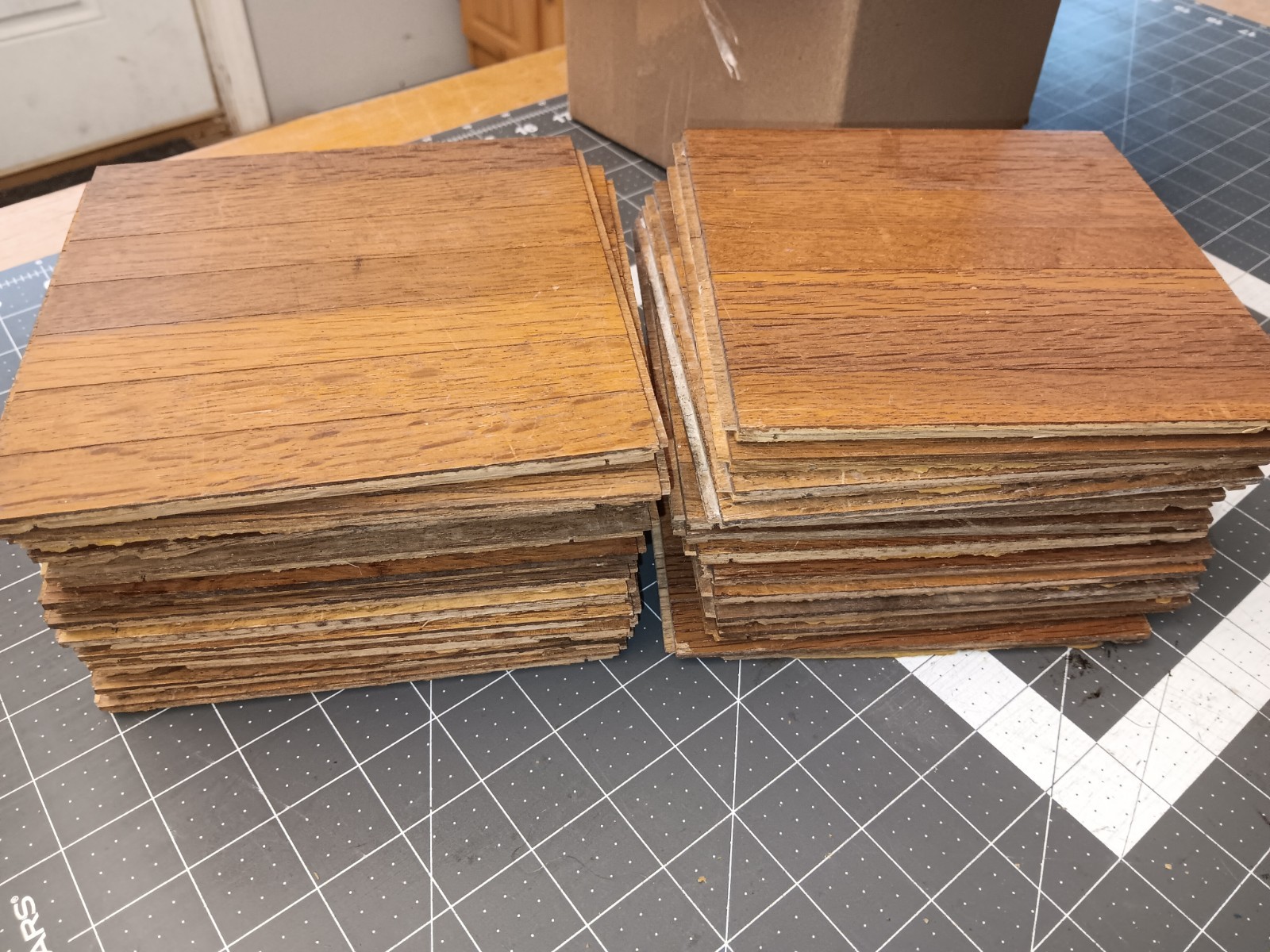 Reclaim VTG COLOR TILE Solid Oak Parquet Flooring 24 pieces = 6 SQ FT. OPTIONS!