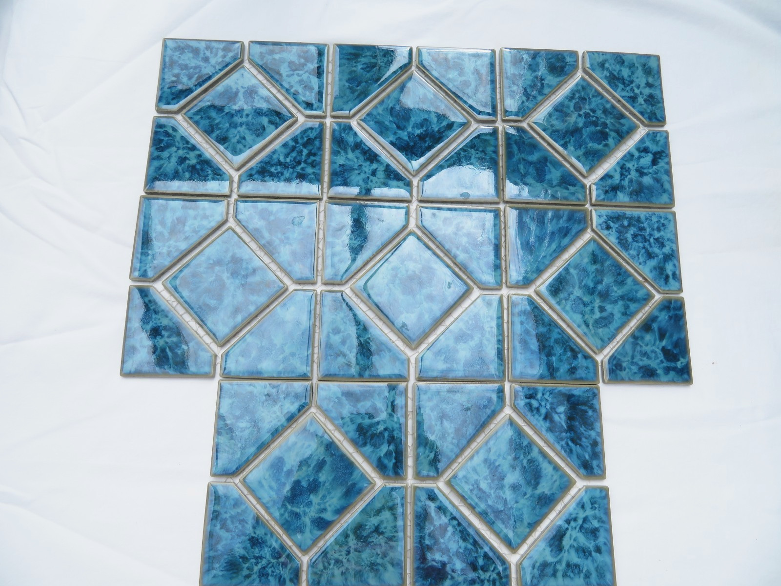 Tiles Weatherproof Medium Blues, 8 Decorative “Cloud” 6″ x 6″ On Netting UNUSED