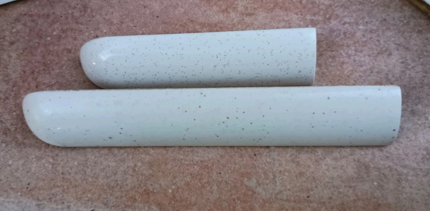 2 pcs. Speckled Beige Ceramic Quarter Round Tiles 1″ X 6″ Finished Corner Beak