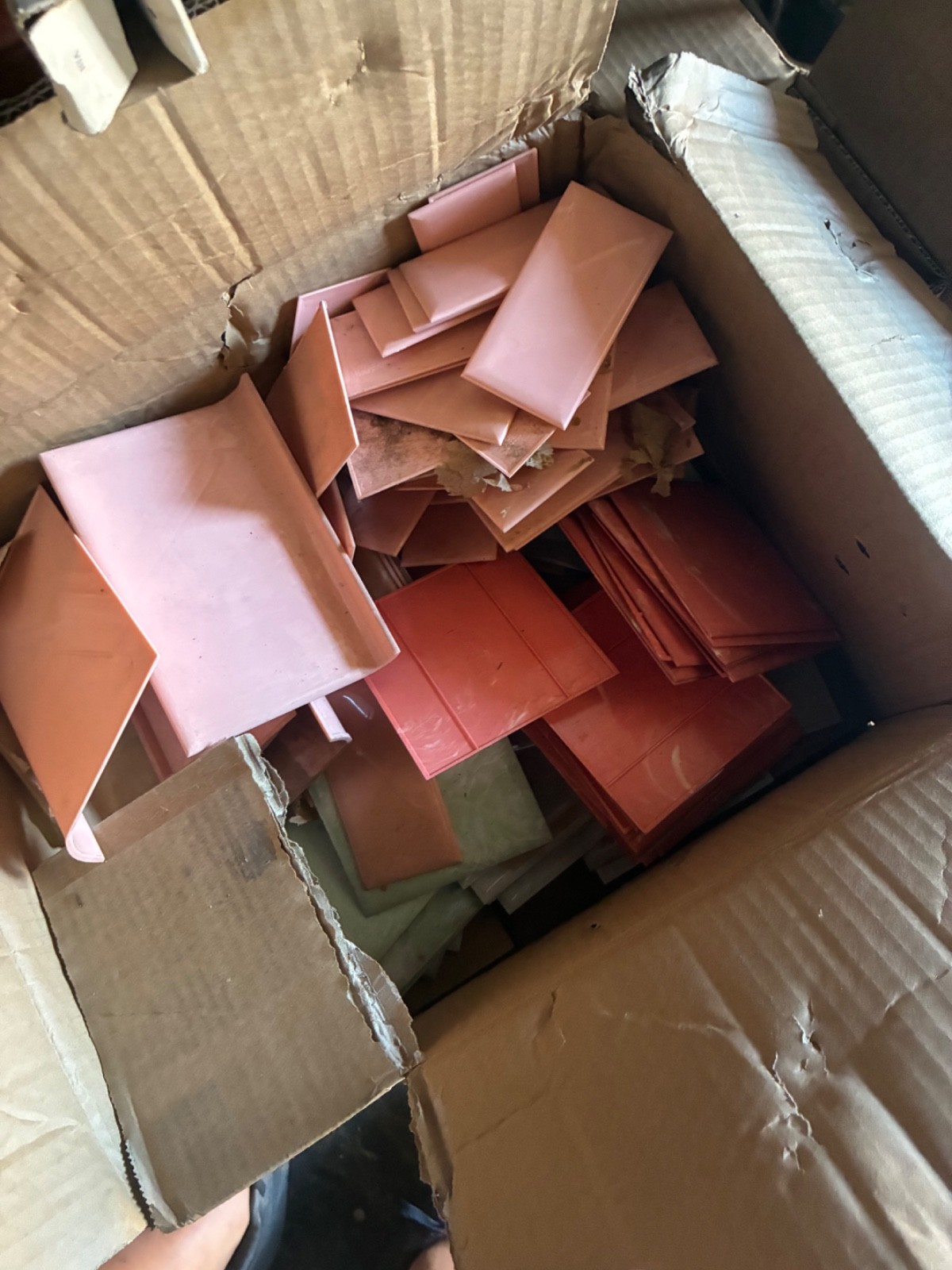 280 plastic wall tiles 4.2 inch square vintage mid-century modern plus see video