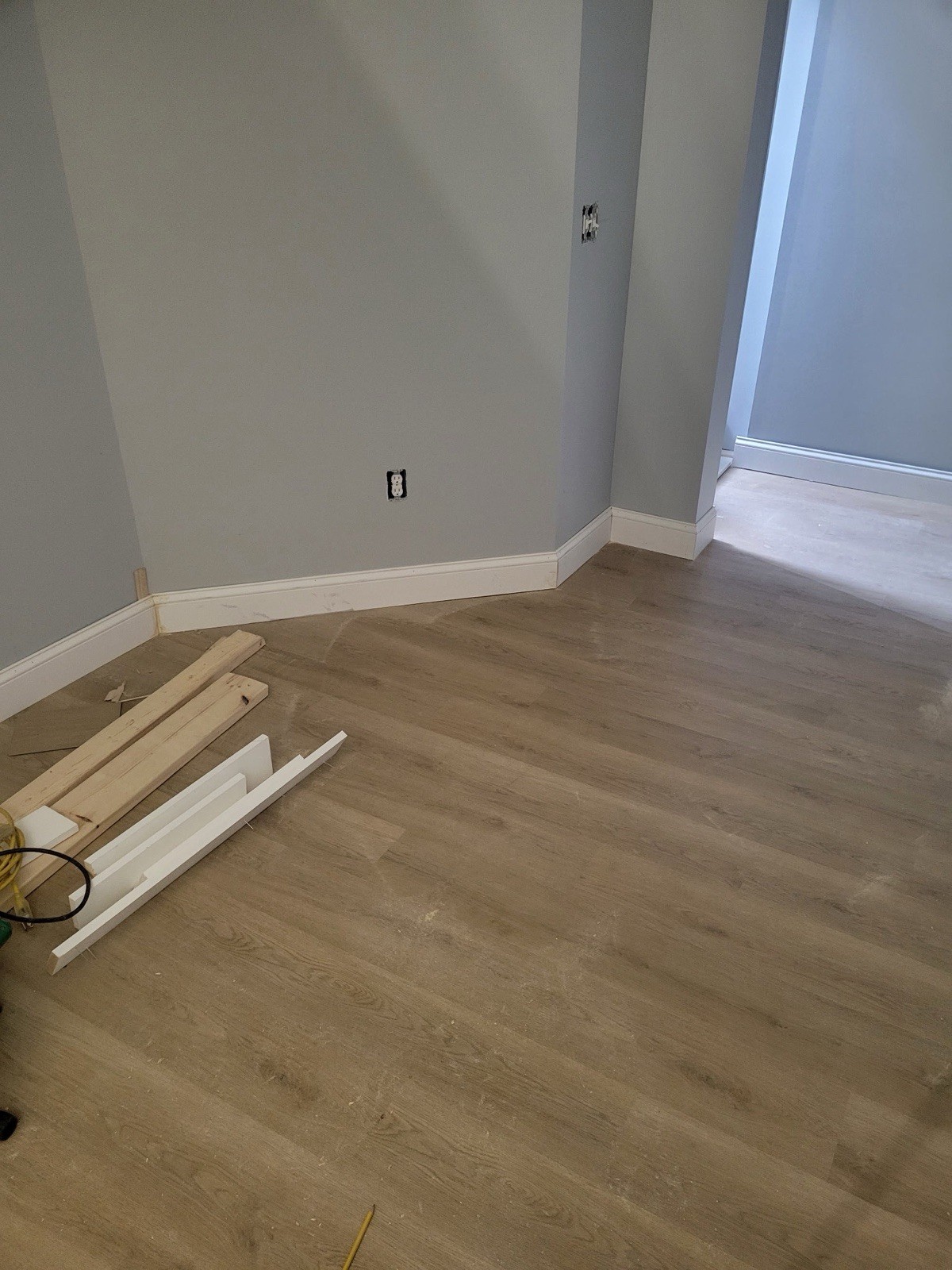 Lot of 5 Arbour LVT Flooring Boxes – 100 Sq Ft Total – Waterproof Click Lock