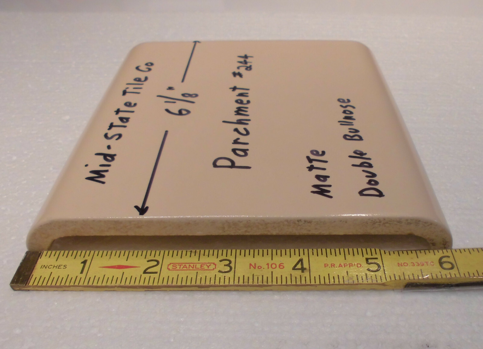 1 pc. Light Brown – Parchment; 6 1/8″ Double Radius Bullnose Glossy Ceramic Tile