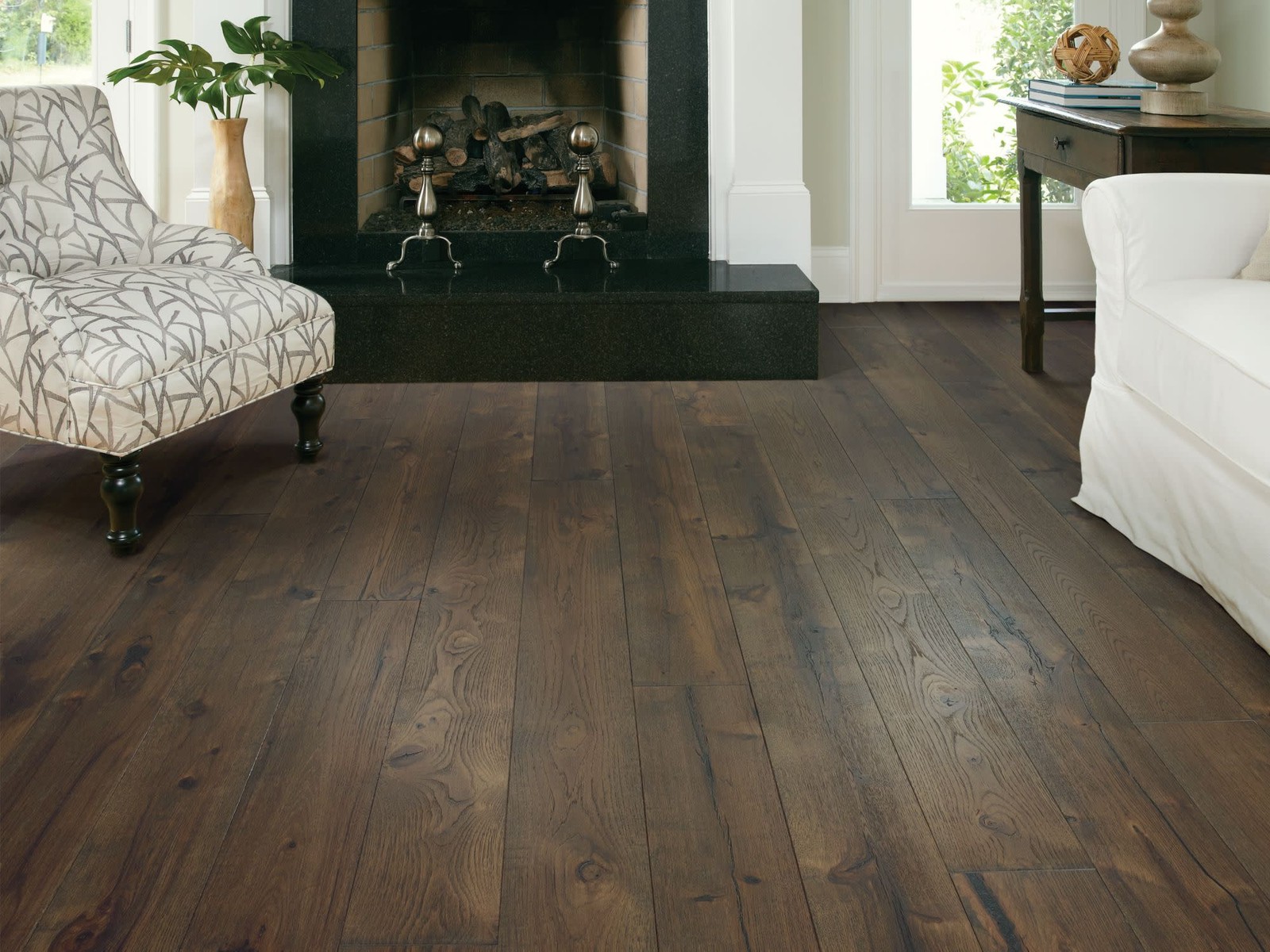 Shaw SW673 Reflections Hickory 7″W Wire Brushed Engineered – Radiance
