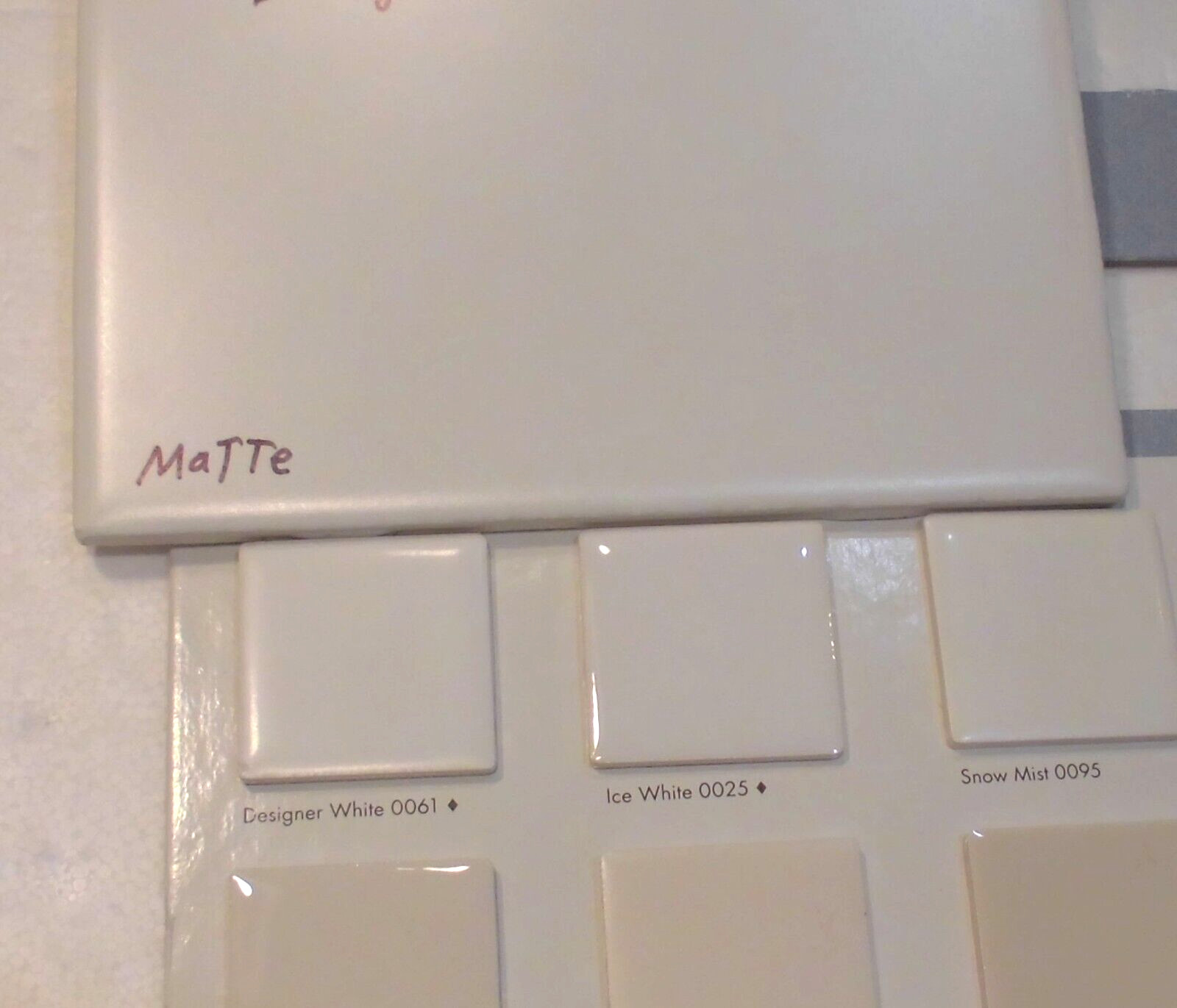 1 pc. *Matte Designer White* #61 by American Olean 6″ X 6″ Ceramic Tile: NEW