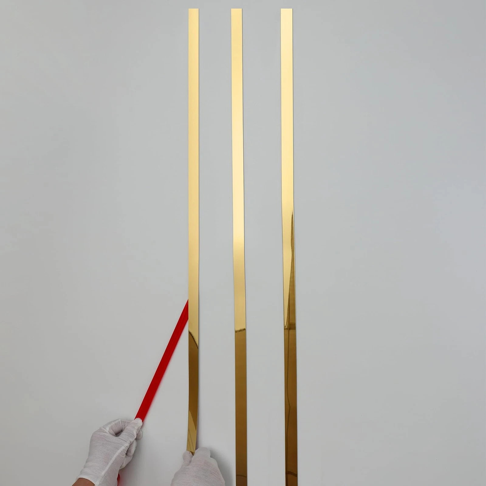 Gold Metalized Mirror-Like Finish Molding Trim Peel and Stick Strip for Frame