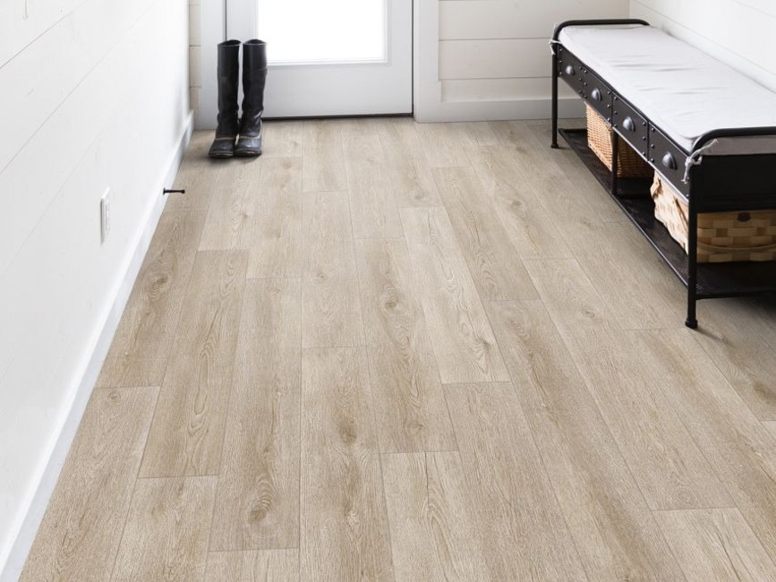Shaw 0278V Paladin Plus 7″ x 48″ Embossed Vinyl Flooring – Fresh Pine