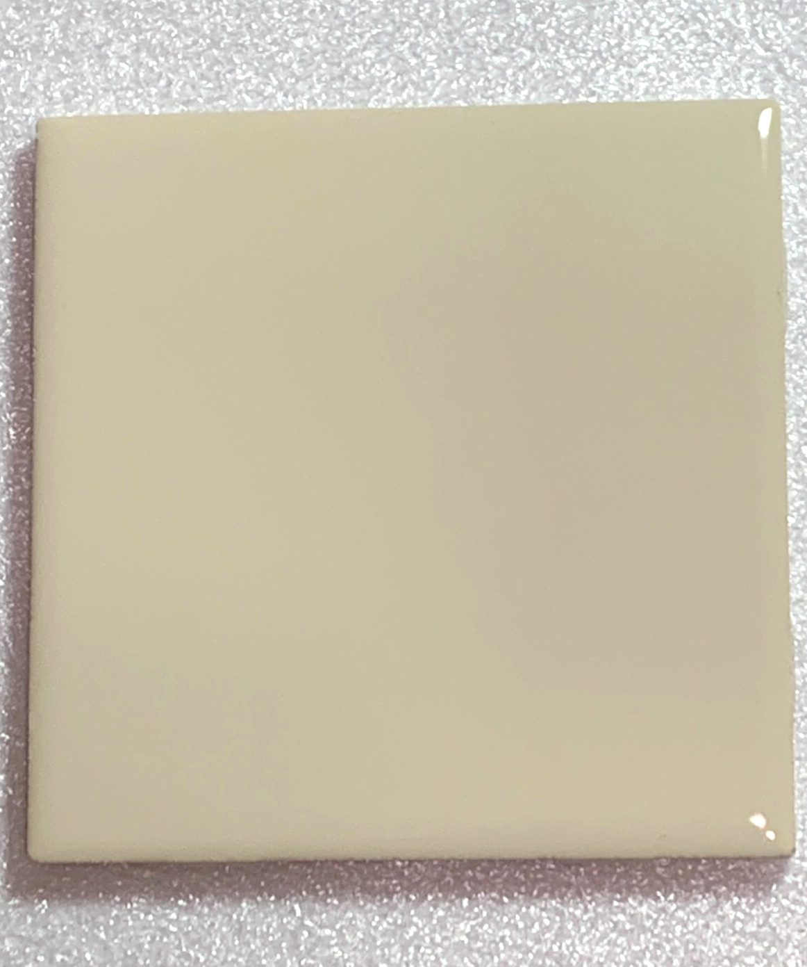 New Daltile Ceramic 4 1/4″ x 4 1/4″ Almond #0135 Gloss *8 pcs*