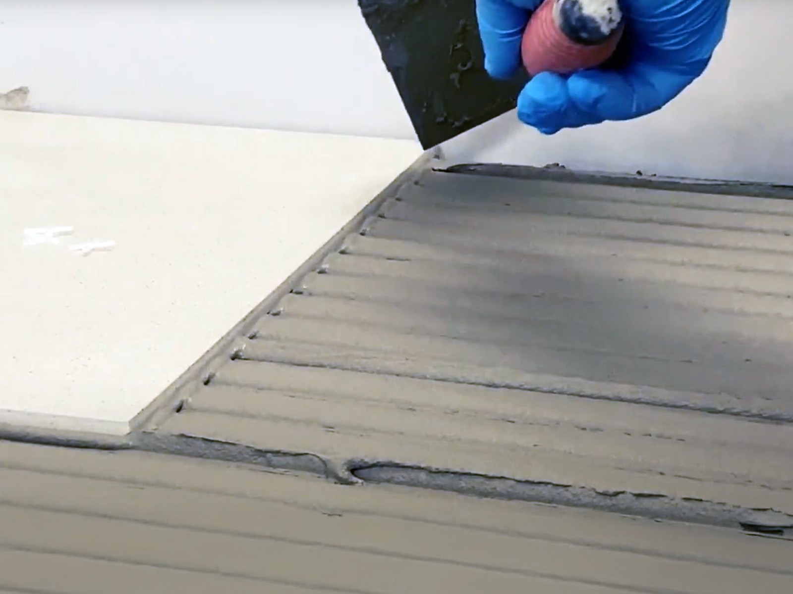 Ardex X 7 R – Grey 40 lb – Fast-setting flexible tile and stone mortar