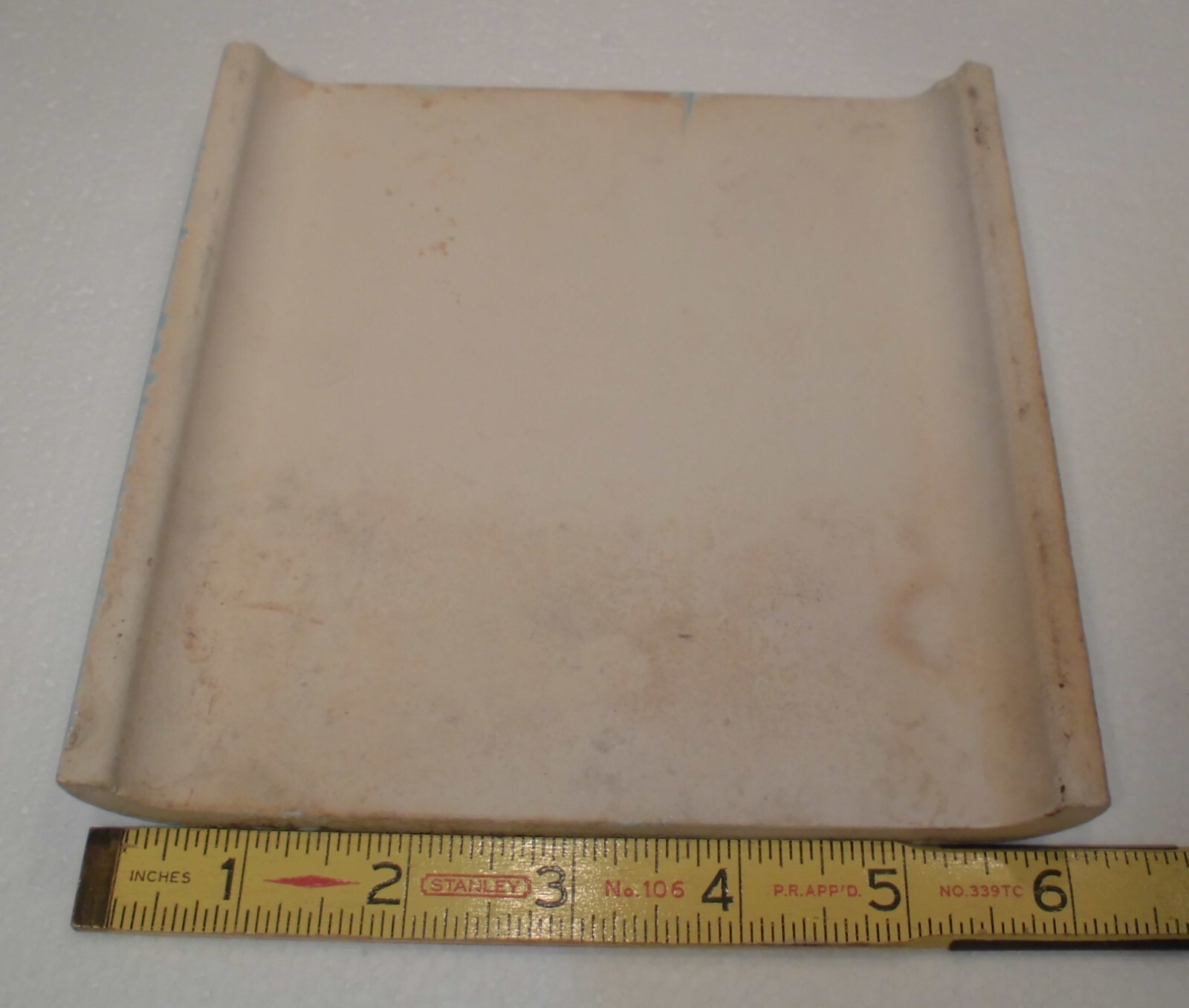 1 pc. Turquoise 6″ x 6″ Double Radius Bullnose Glossy Ceramic Tile: made 1950’s