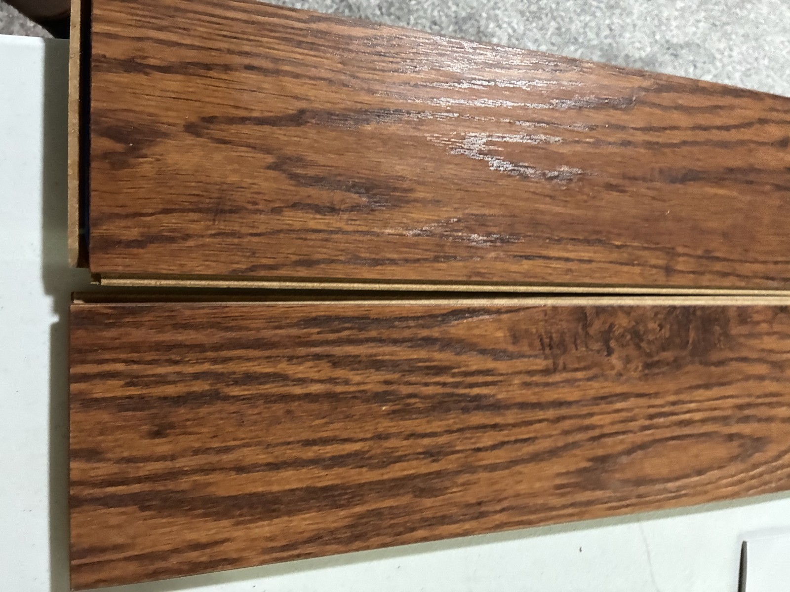 Pergo Handscraped Heritage Hickory x5 (USED VERY GOOD – PLEASE READ)