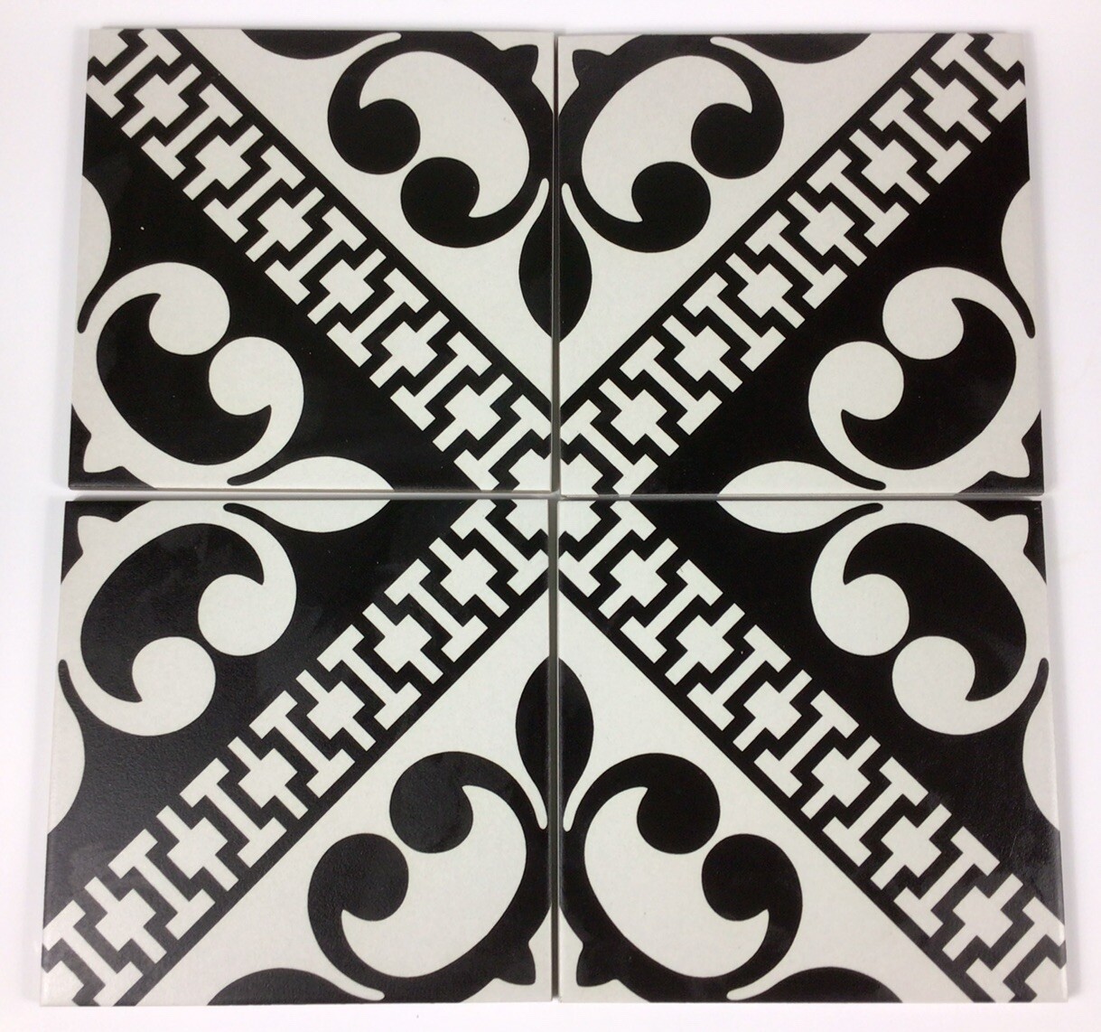 Faetamo 8 X 8” Ceramic Tile Havana Banyan Pattern, HAVBAN88, AA00BAA C50F2, 1 Bx