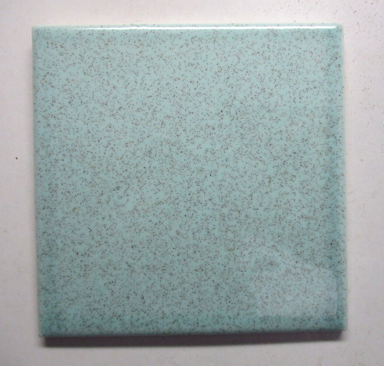 1 Wall Tile Atco USA 4-3/8″ Sq. Speckled Brown on Turquoise Ceramic 1950 Vintage