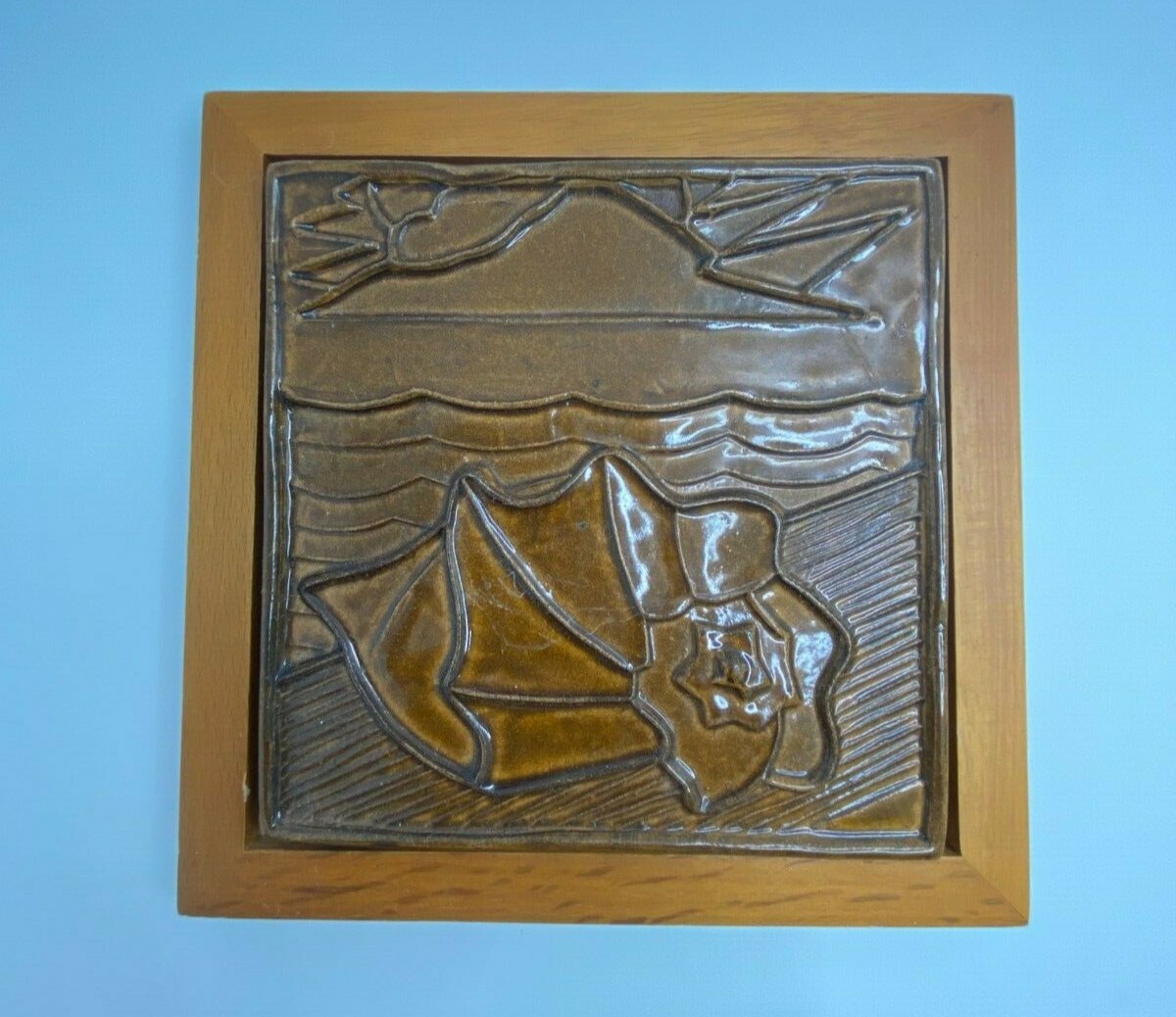 Conch Shell Decorative Wall Art Ceramic Tile in Wood Frame 7×7