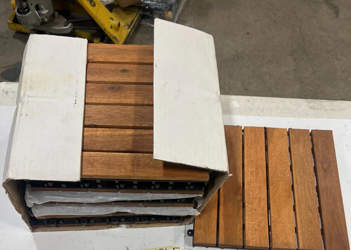12″x12″ Square Wood Interlocking Outdoor Flooring Decking Tiles, 6 Slats