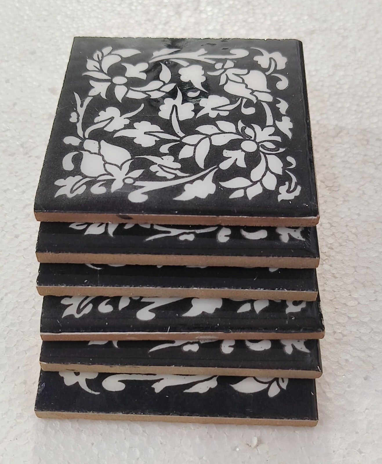 Interior Exterior Flooring Wall Ceramic Tile White & Black 4 x 4 in Set of 6