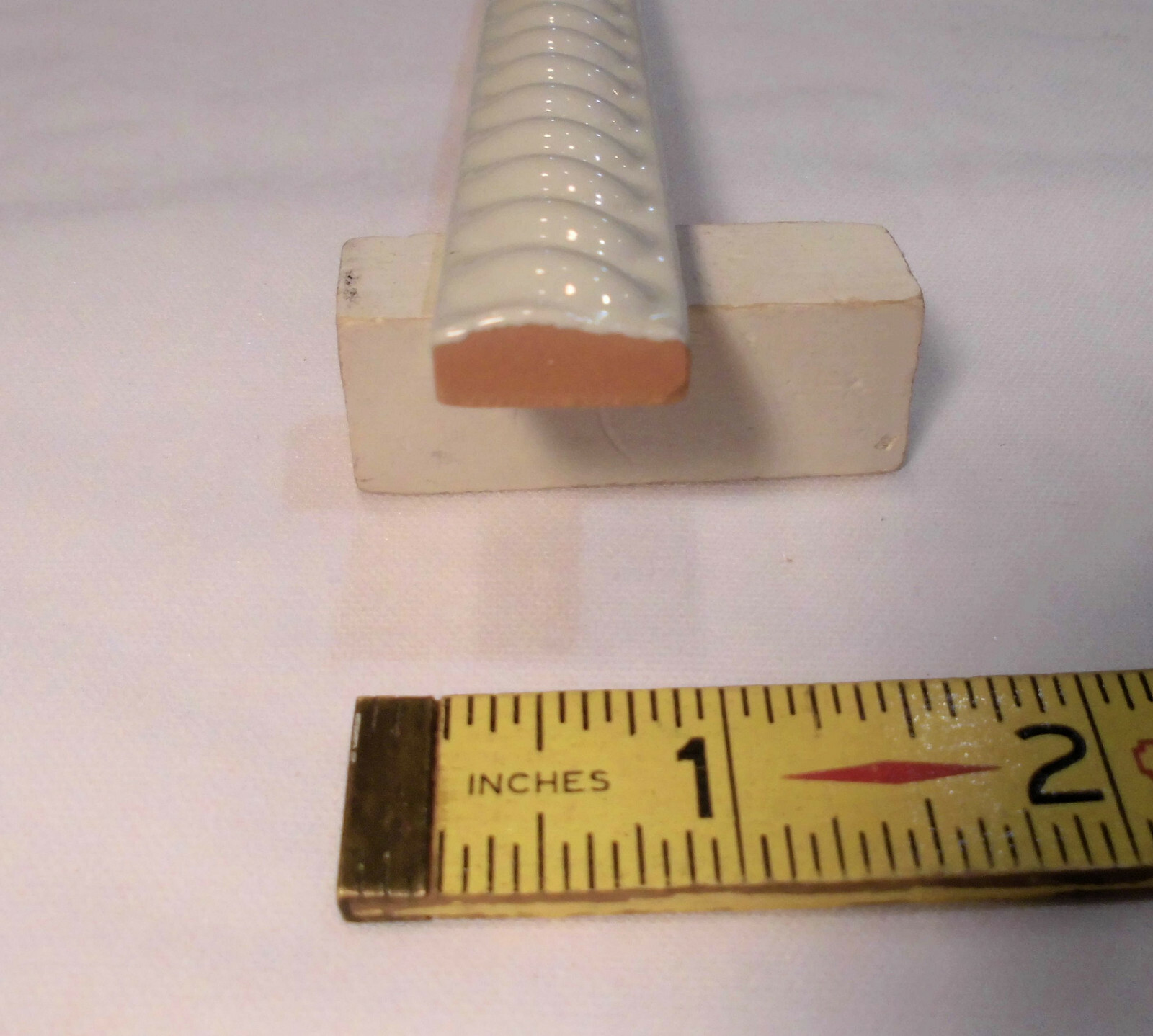10 pcs. *Bone-Vanilla color: Ceramic Liner-Pencil-Sizzle Tiles; 5/8″ X 6″ Twist