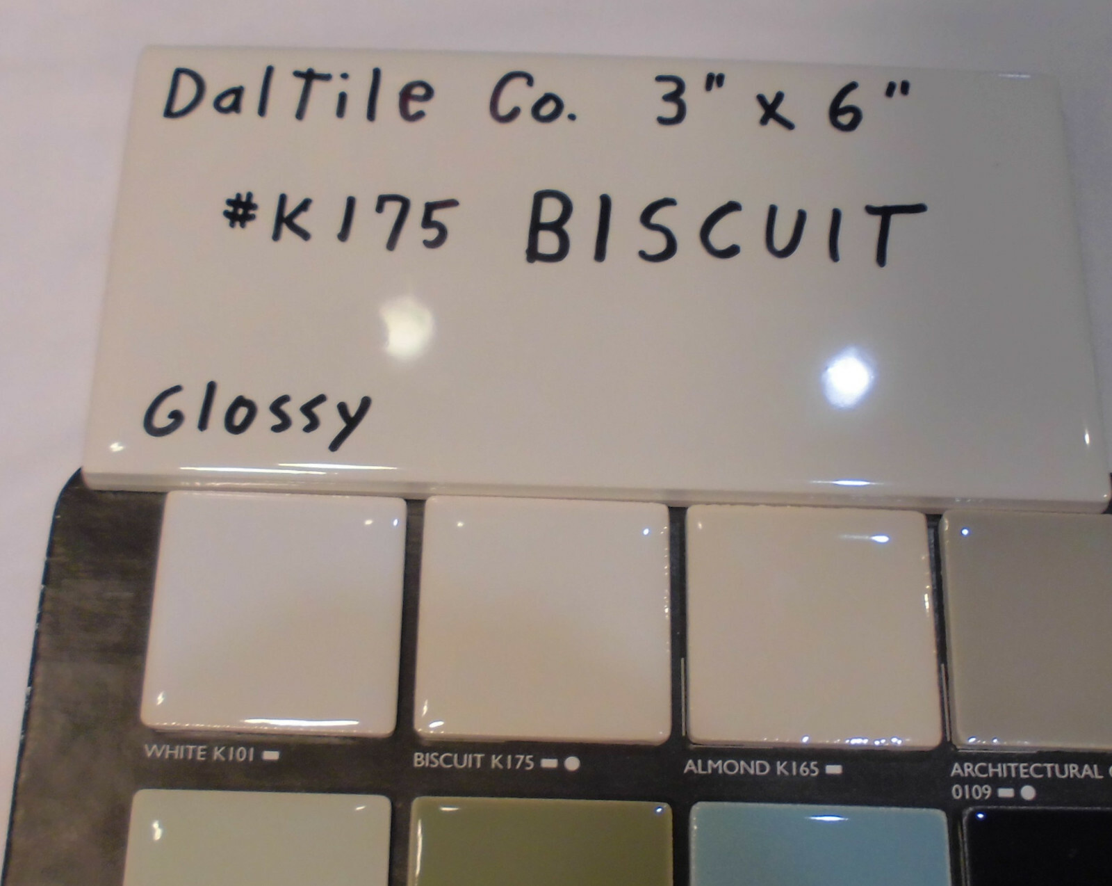 1 pc. Biscuit by Daltile #K175; 3″ X 6″ Glossy Ceramic Tile; New Stock, Mint