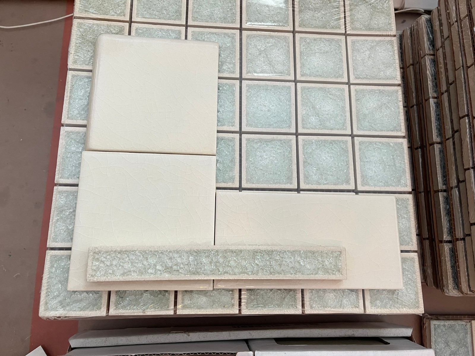 Glass Crackle Ceramic TIle