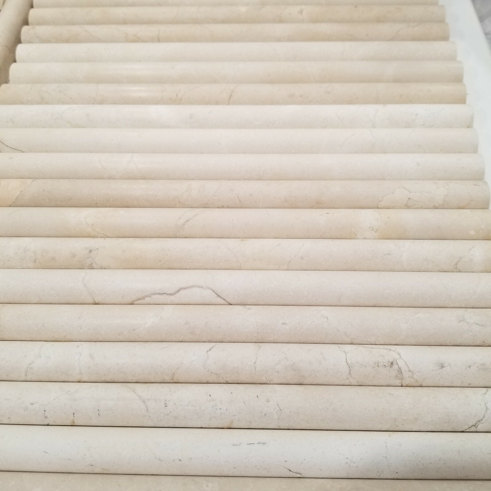 Cream Marfil 3/4″ X 12″ Pencil Liner Trim Marble Polished Pencil Molding Tile