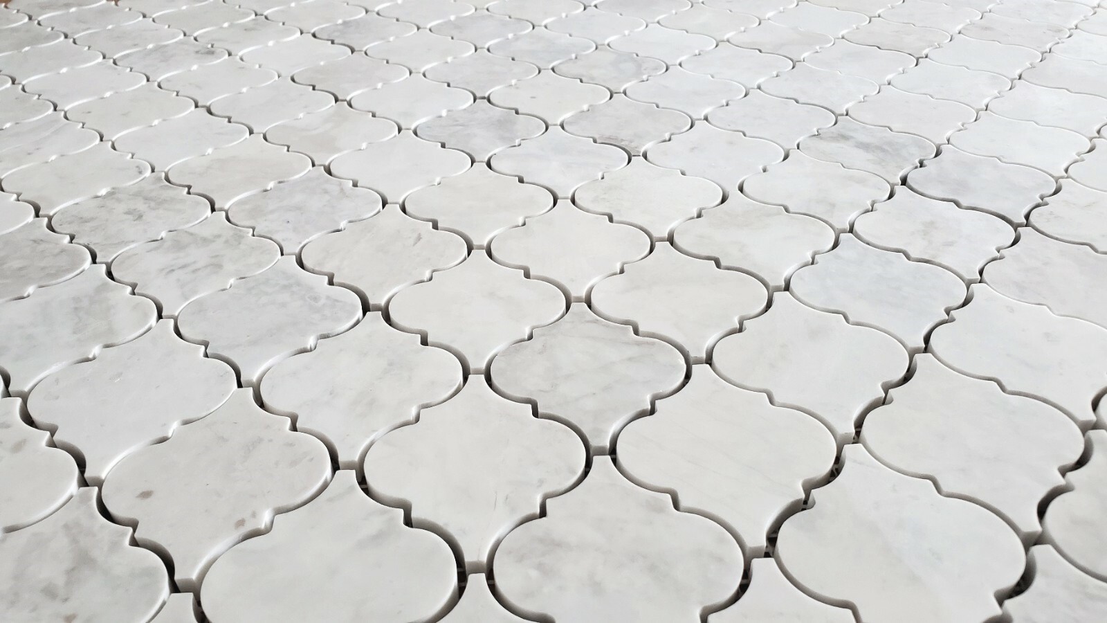 Arabesque Carrara Polished Marble Waterjet Mosaic Tile