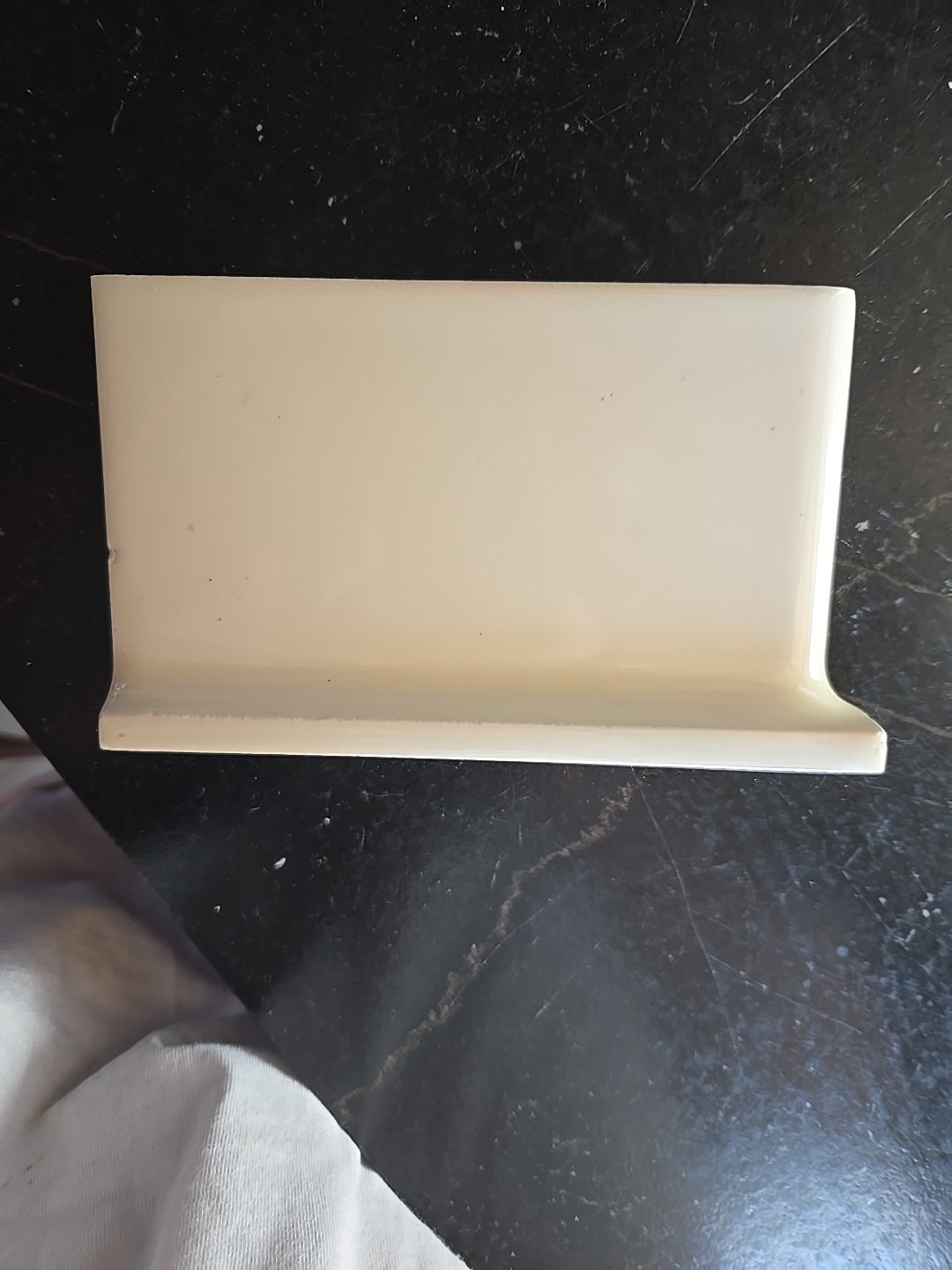 Vtg 6 1/4″ X 3 7/8″ Corner Cove Base Cream Tile NOS Robertson Tile
