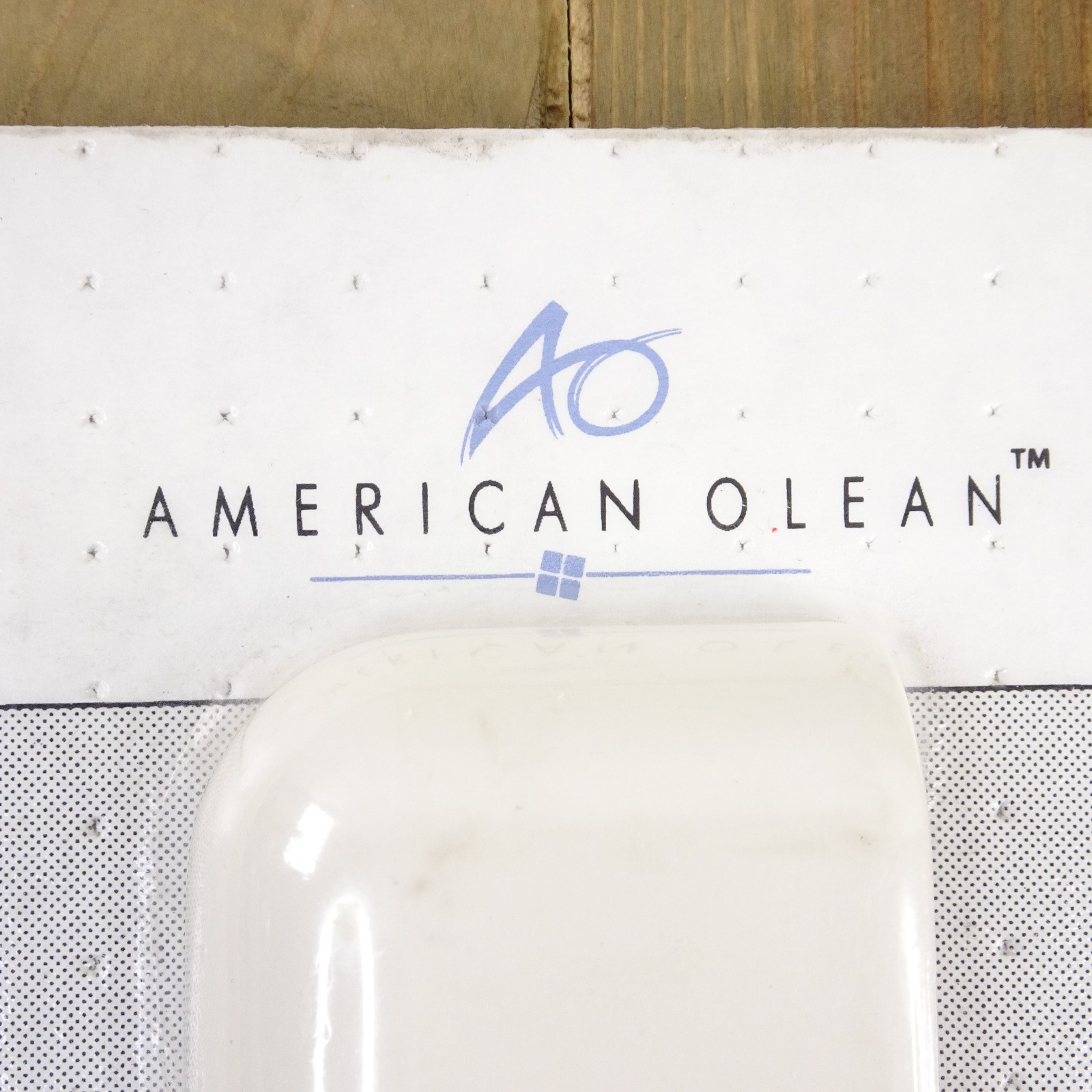 2 American Olean Starting Line Gloss Biscuit 2″x2″ 5x5cm Outside Corner SL11