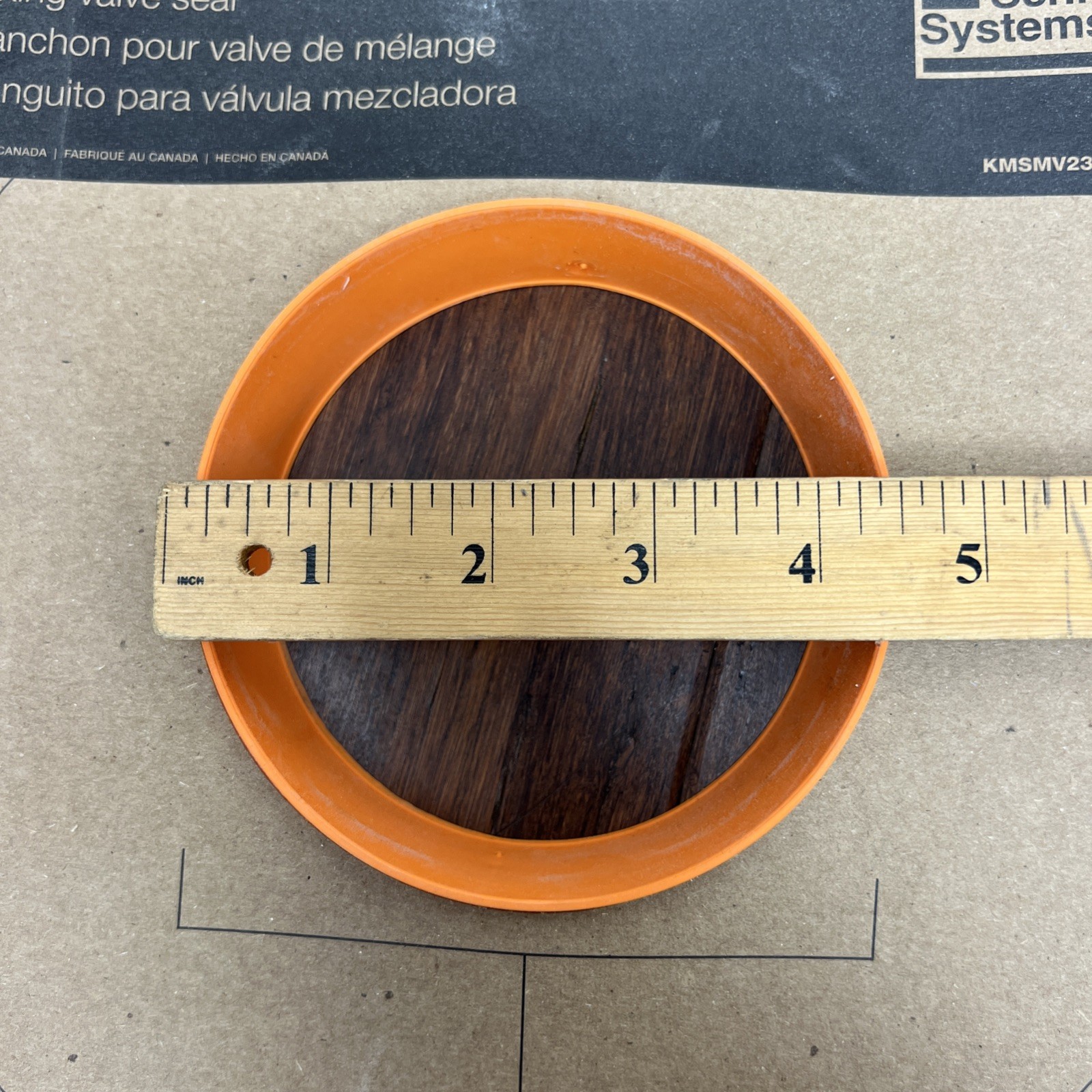 Schluter KERDI Pipe Seal 3/4” and Mixing Valve Seal 4-1/2″ Pair