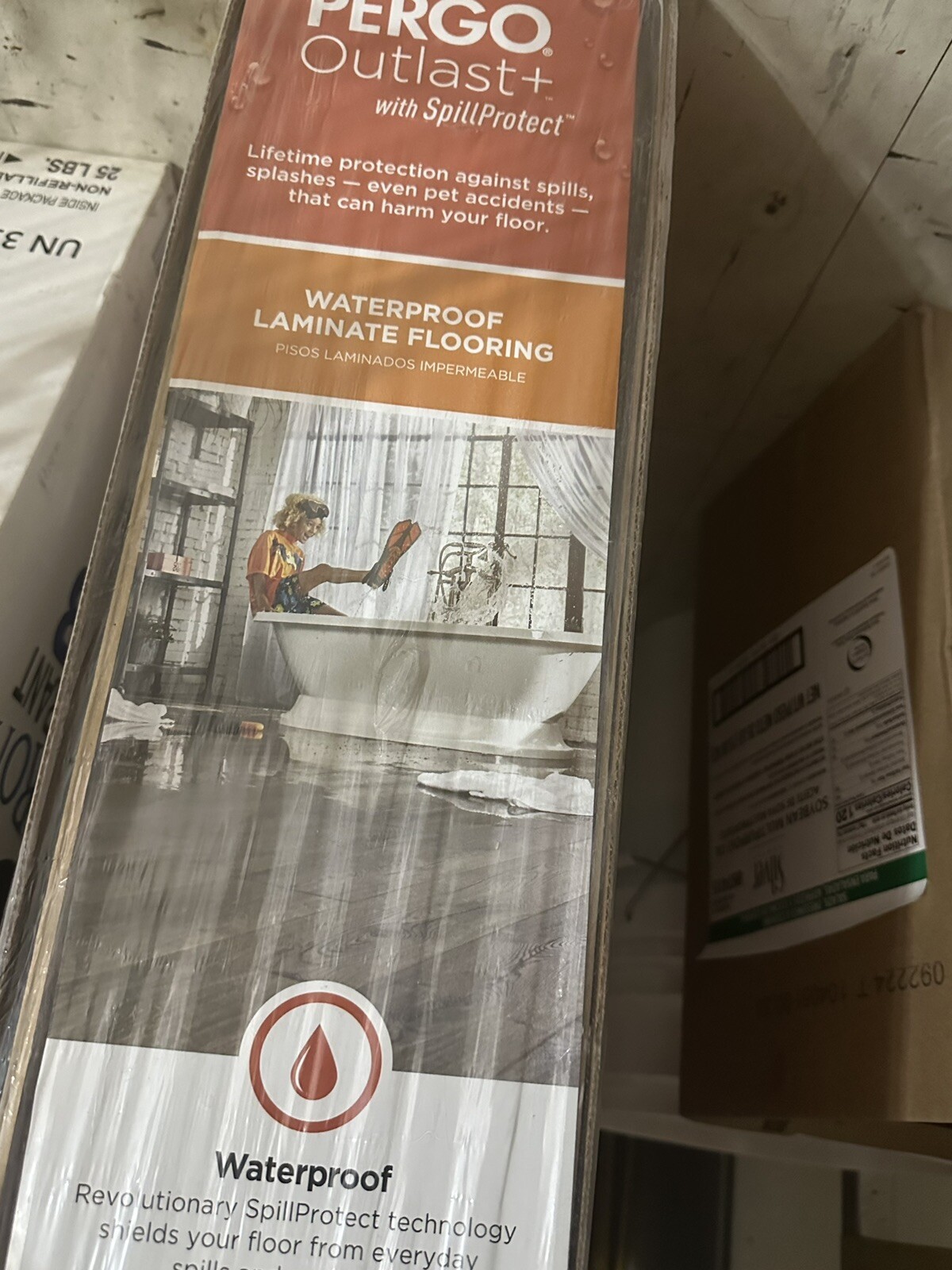 Laminate Wood Flooring BRAND NEW PERGO JAVA SCRAPED OAK