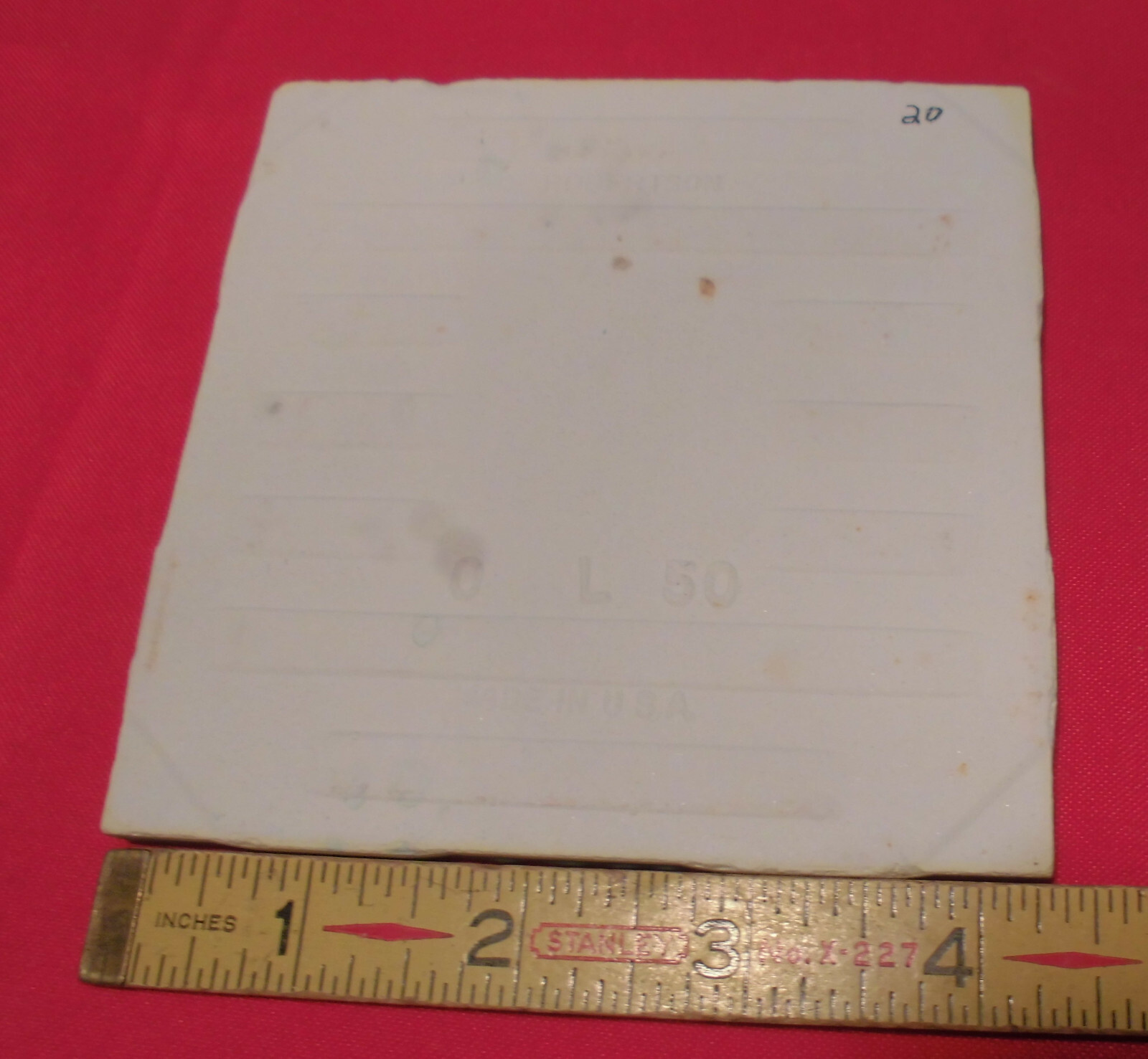 1 pc. Glossy Ceramic Tile *Leaf Green* 4-3/8″- 4-5/16″ by Robertson Co. NOS