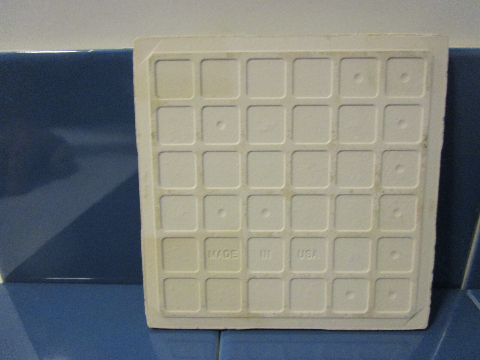 Florida Ceramic Wall Tile 4 3/8″x4 3/8″ #1266 Harbor Blue 22 pieces gloss