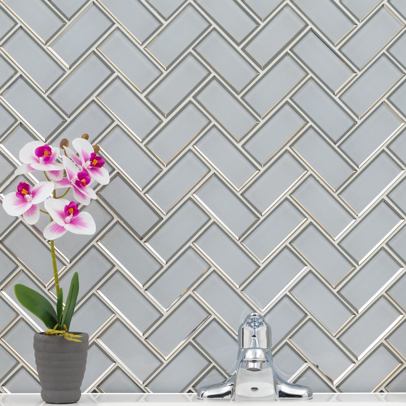 Ackland AKM-G-RI2X4BHB-CA Rivella – 12″ x 14″ Glass Herringbone – Sage Edge
