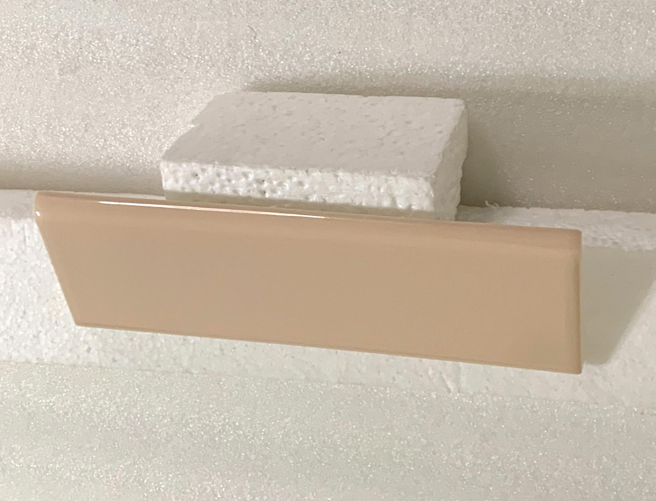 New Vintage Florida 2″ x 6 1/8″ Flat Surface Bullnose Candlelyght Gloss