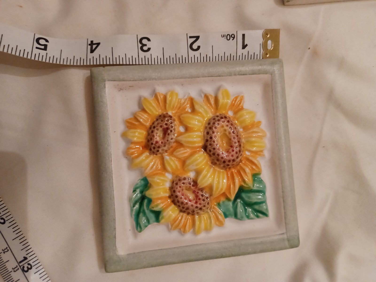 11 pieces – Decorative Ceramic Tile 3 7/8 X 3 7/8 inches – sunflower pattern